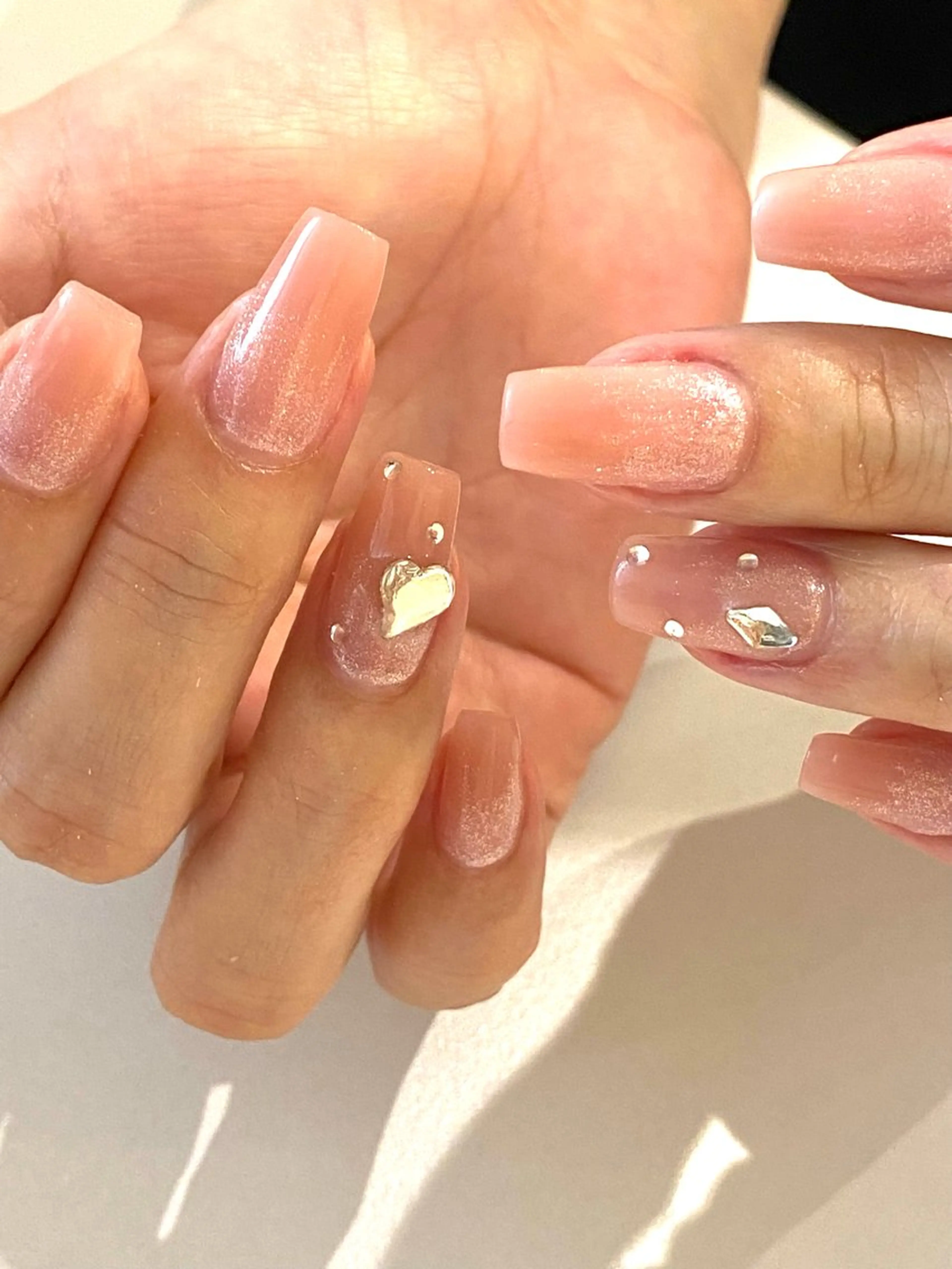 ネイル キラキラネイル ハンドネイル Ann nailのネイルデザイン