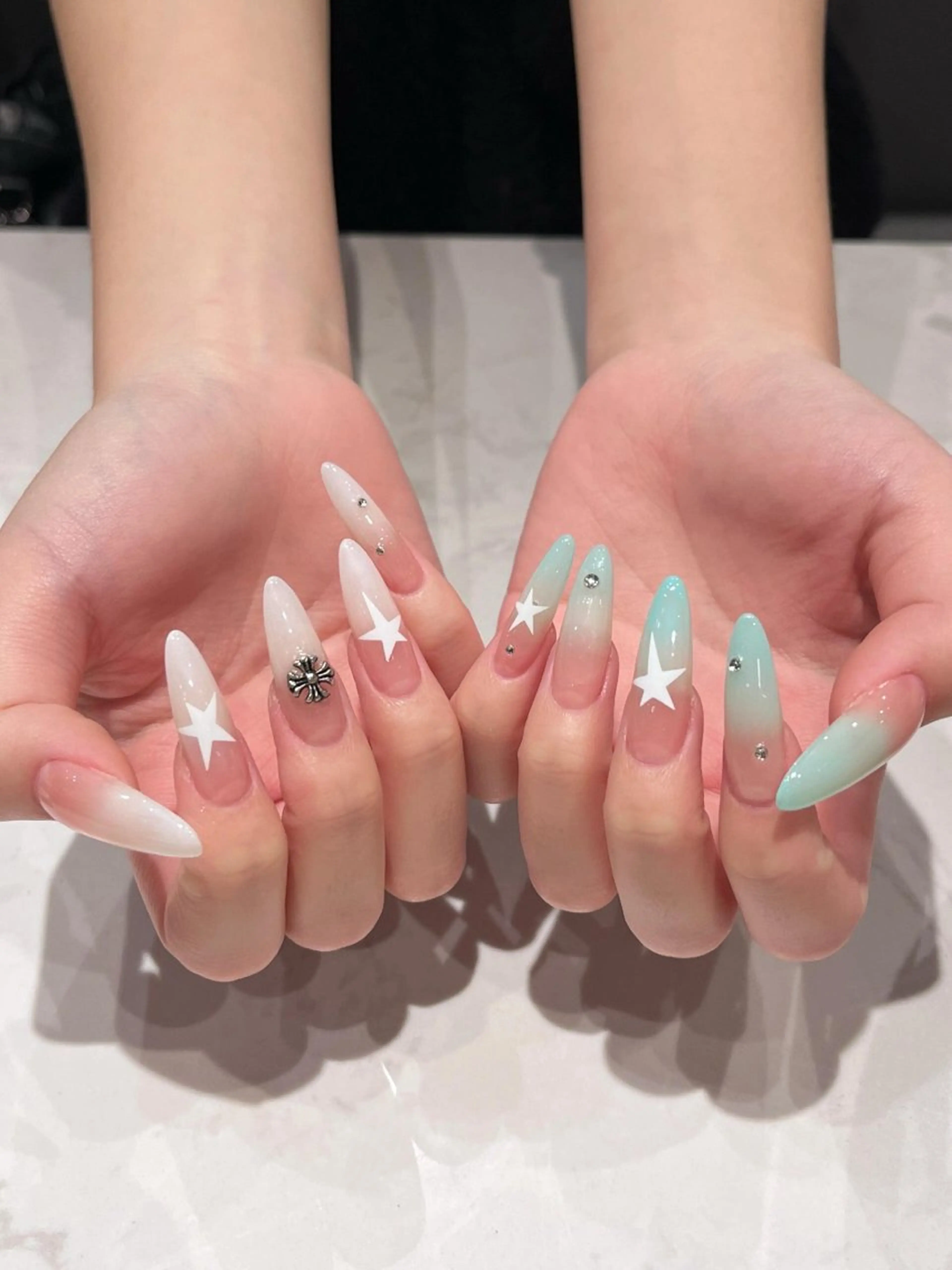 ネイル EE.Nail所属・FuFu.Nail 2️⃣番のネイルデザイン