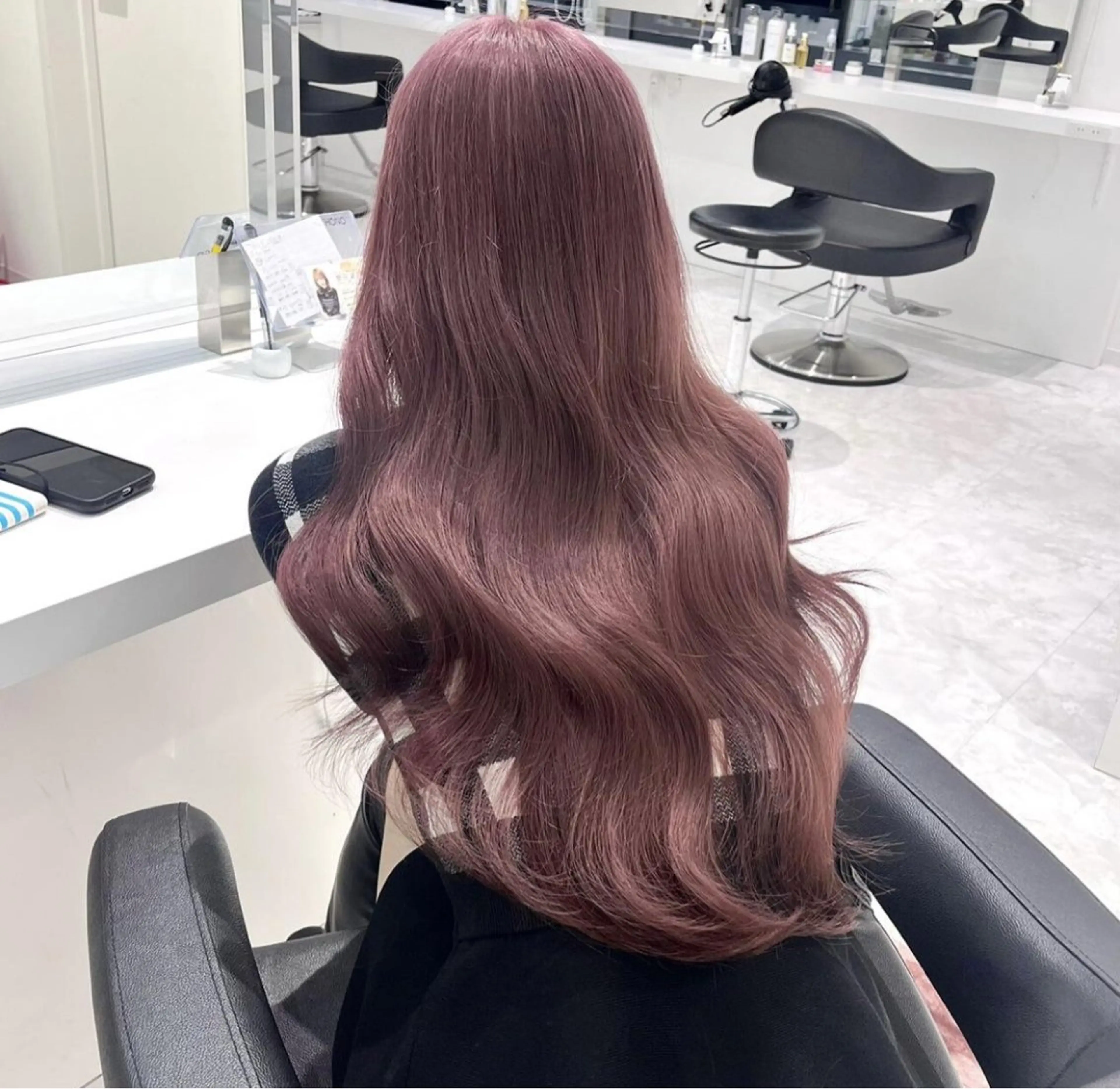 ロング カット ヘアカラー トリートメント 韓国ヘア/ブリーチ無 しWカラー/オリーブのヘアスタイル