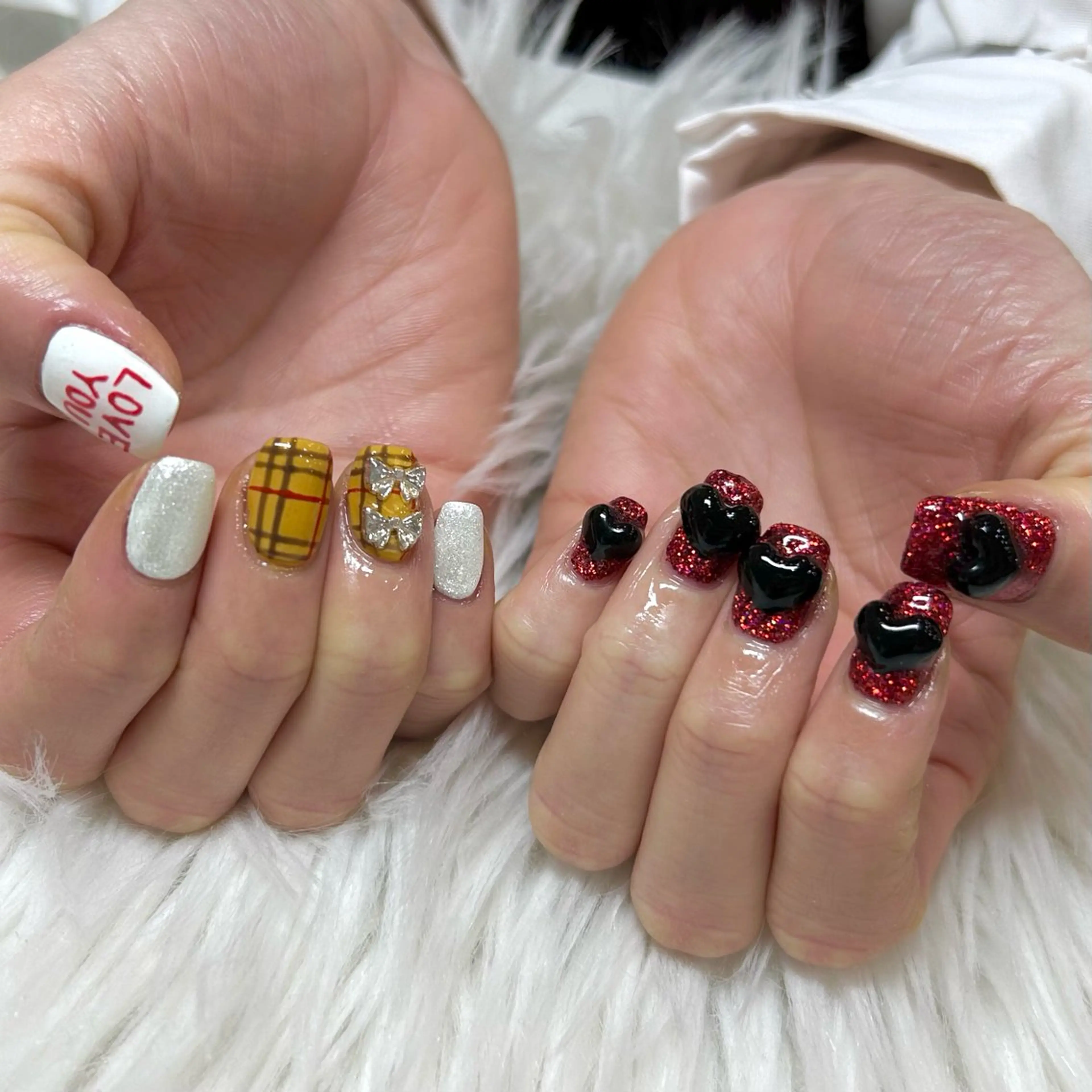 ネイル リボン SOARE TADAのネイルデザイン