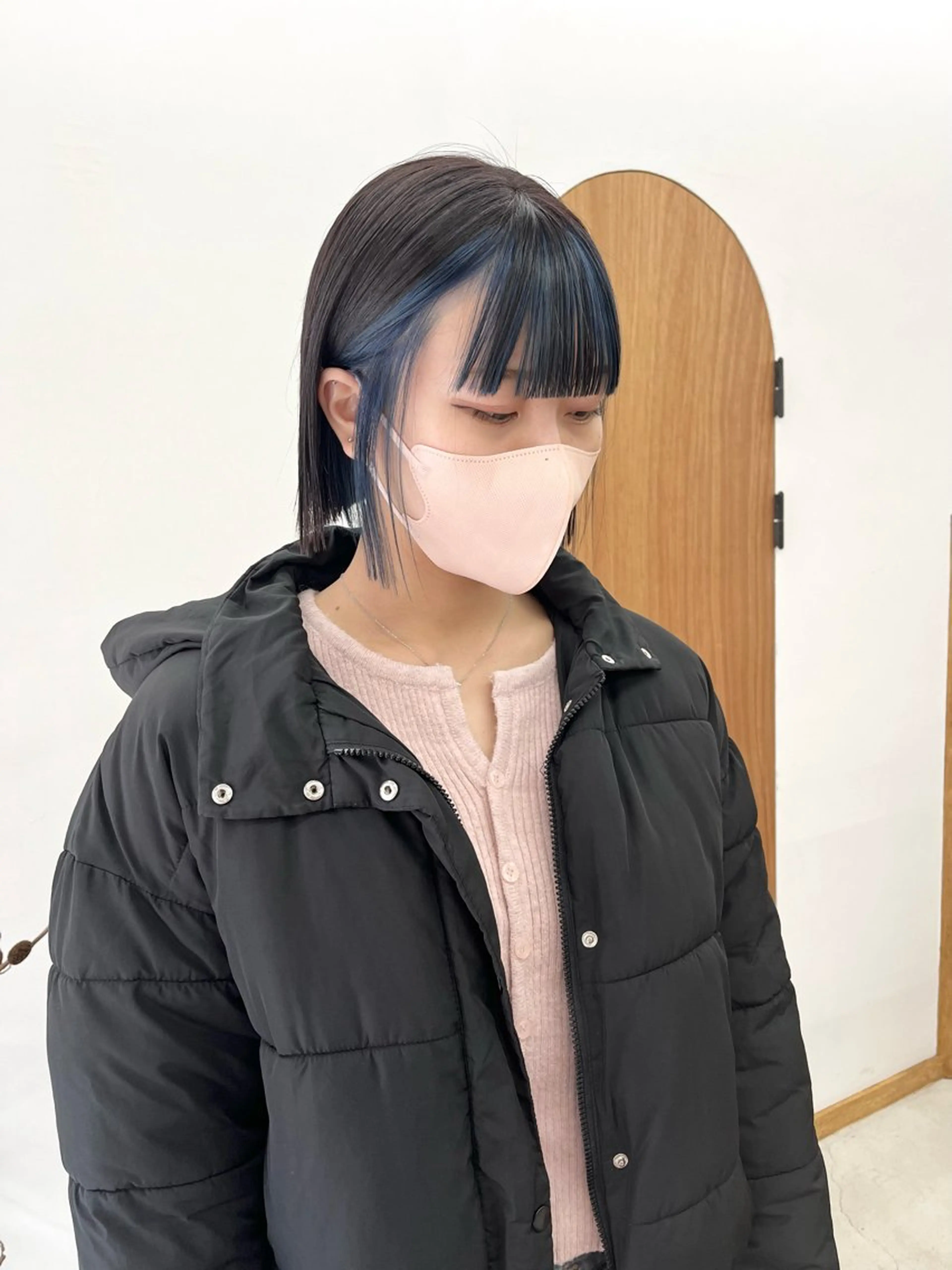ショート カラー ヘアアレンジ ブリーチ ブルーカラー ボブ ena/ブリーチなし 透明感・レイヤー🎀のヘアスタイル