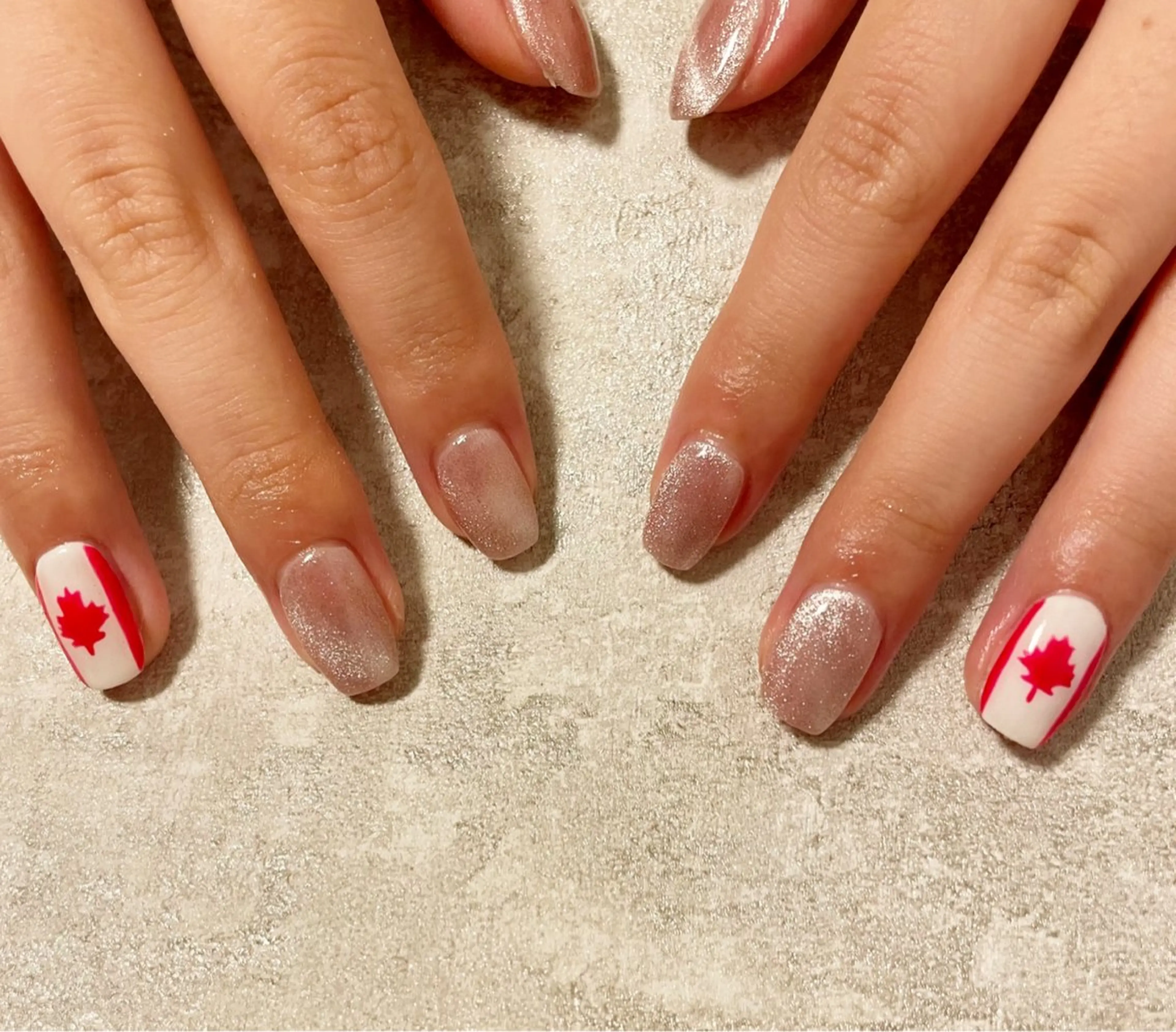 ミディアム ネイル マグネットネイル Re:st〔リスト〕所属・ayane Re:st〔リスト〕のネイルデザイン