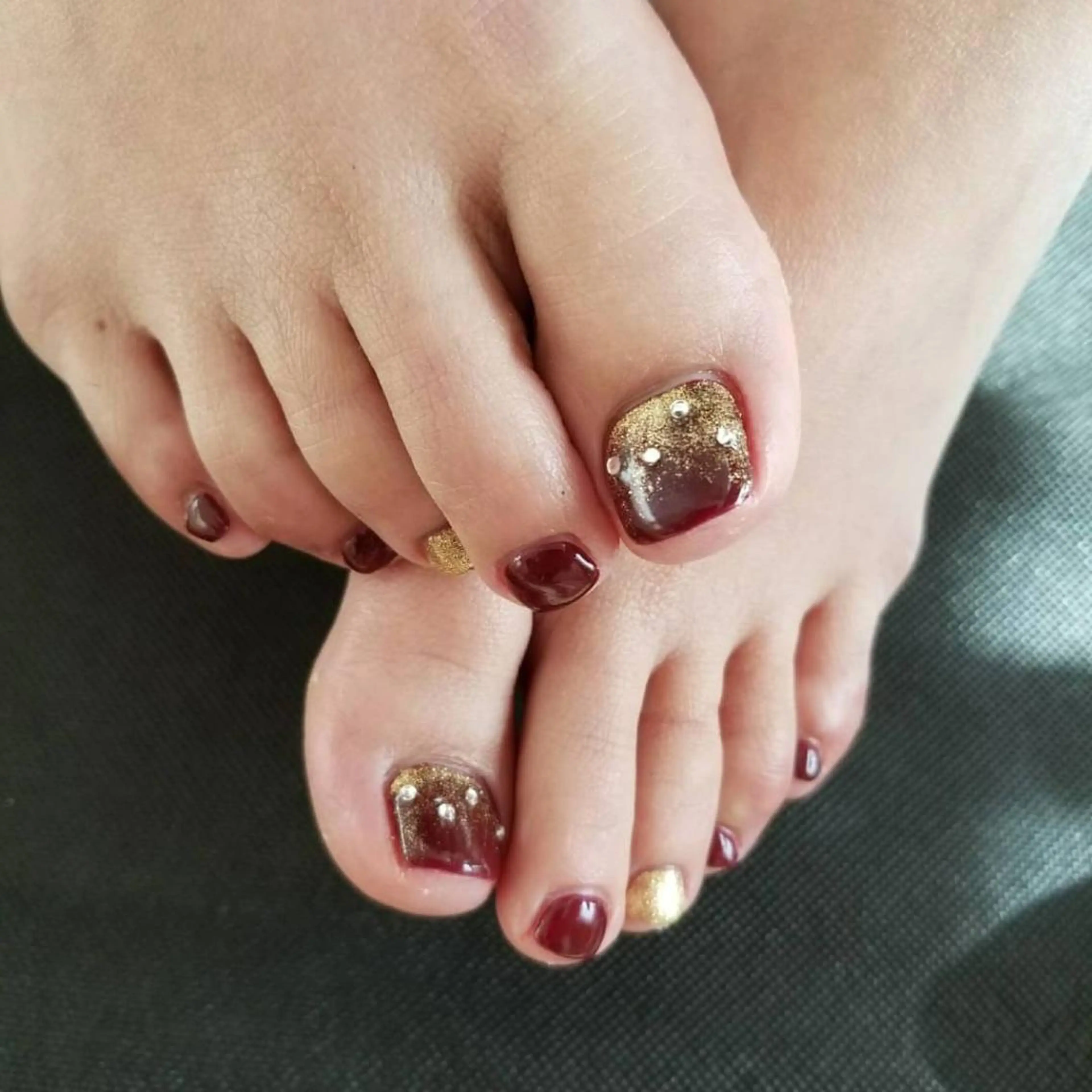 ネイル ジェルネイル ワンカラーネイル パラジェル フットネイル PURE NAILのネイルデザイン