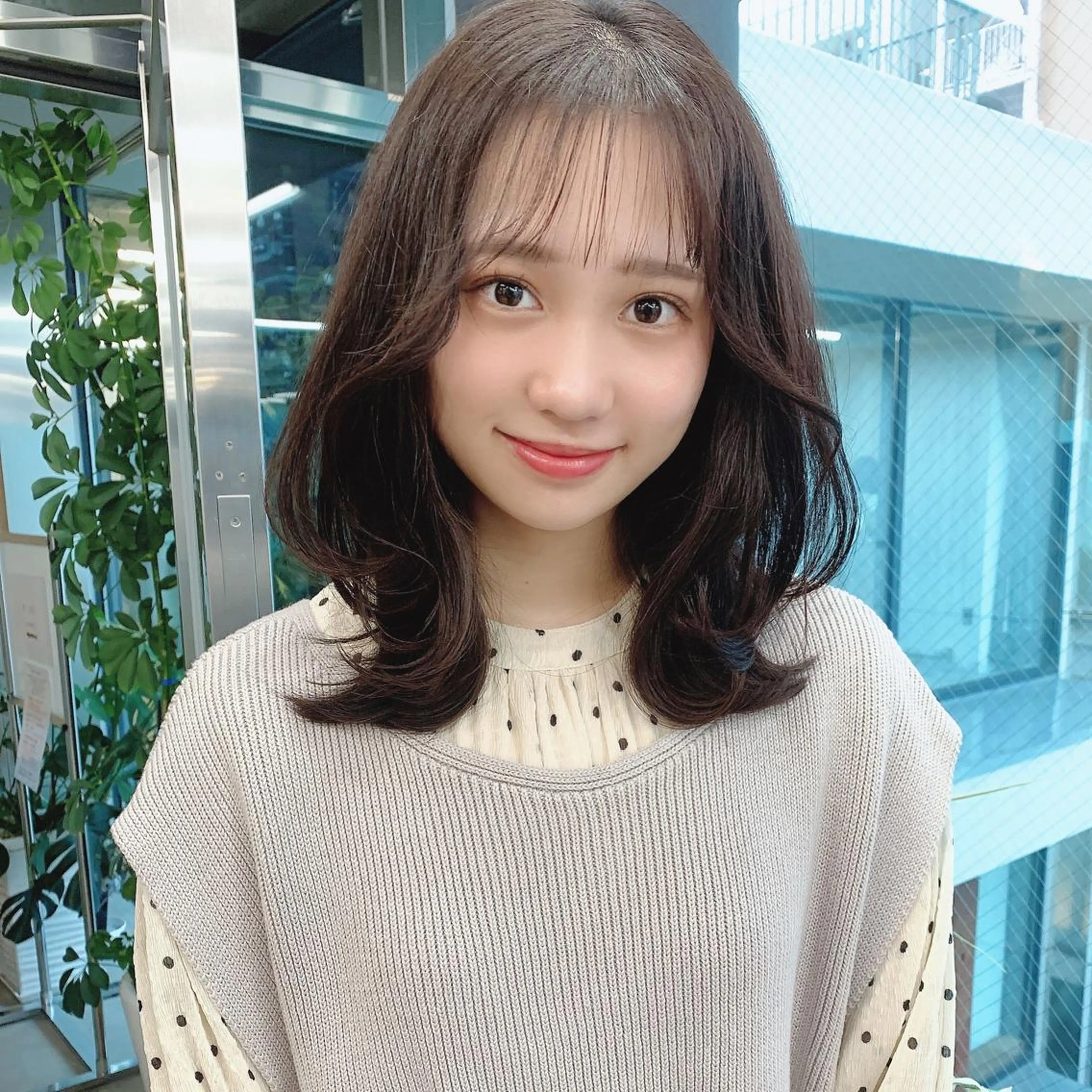 ミディアム カラー ミディアムパーマ ベージュカラー ブリーチ ケアブリーチ ダブルカラー 透明感/オリーブ/ グレージュ/YUKAのヘアスタイル