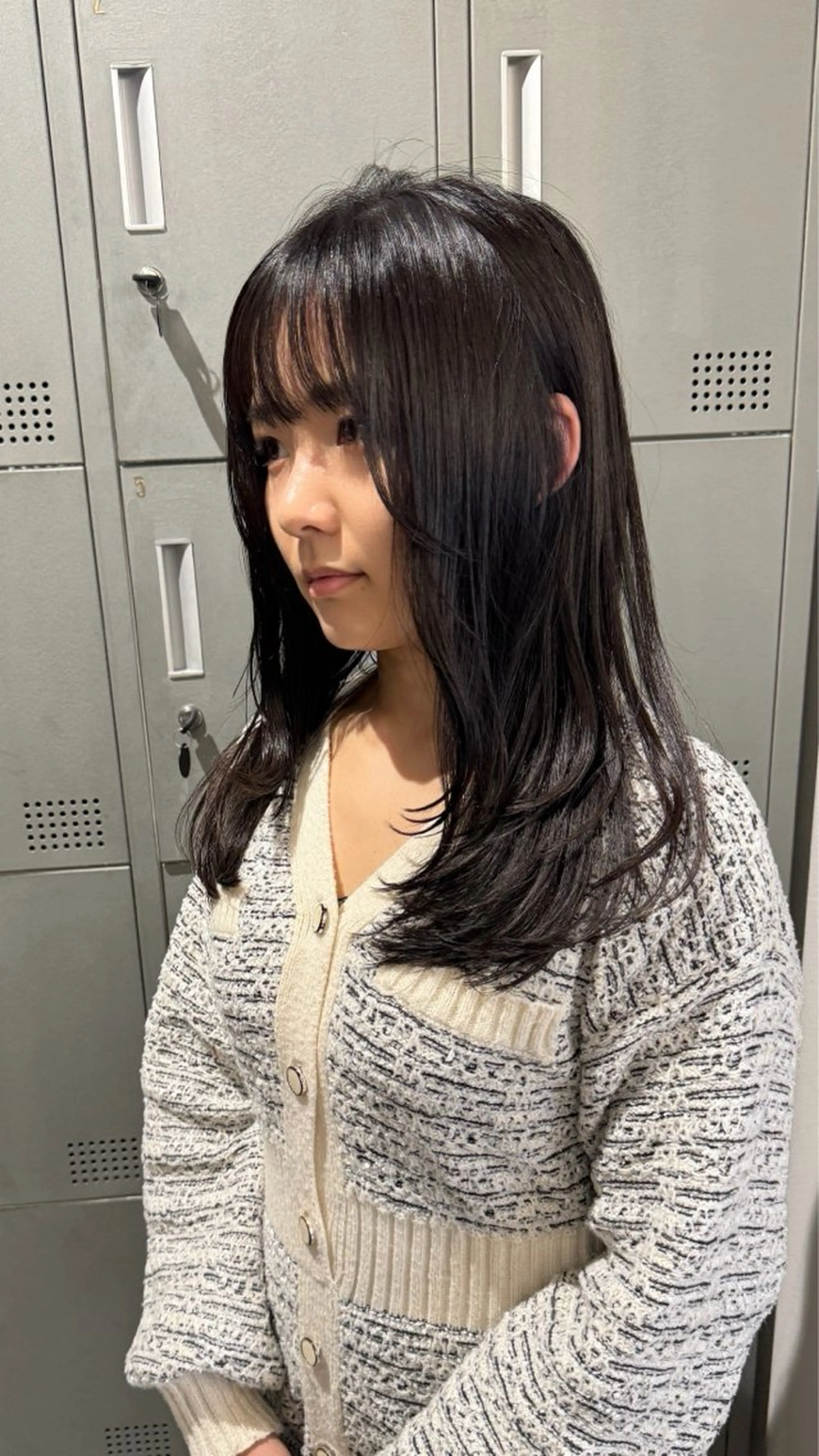 セミロング カット ヘアカラー 【天満1艶髪】潤艶/ 髪質改善🌹釣本竜哉のヘアスタイル