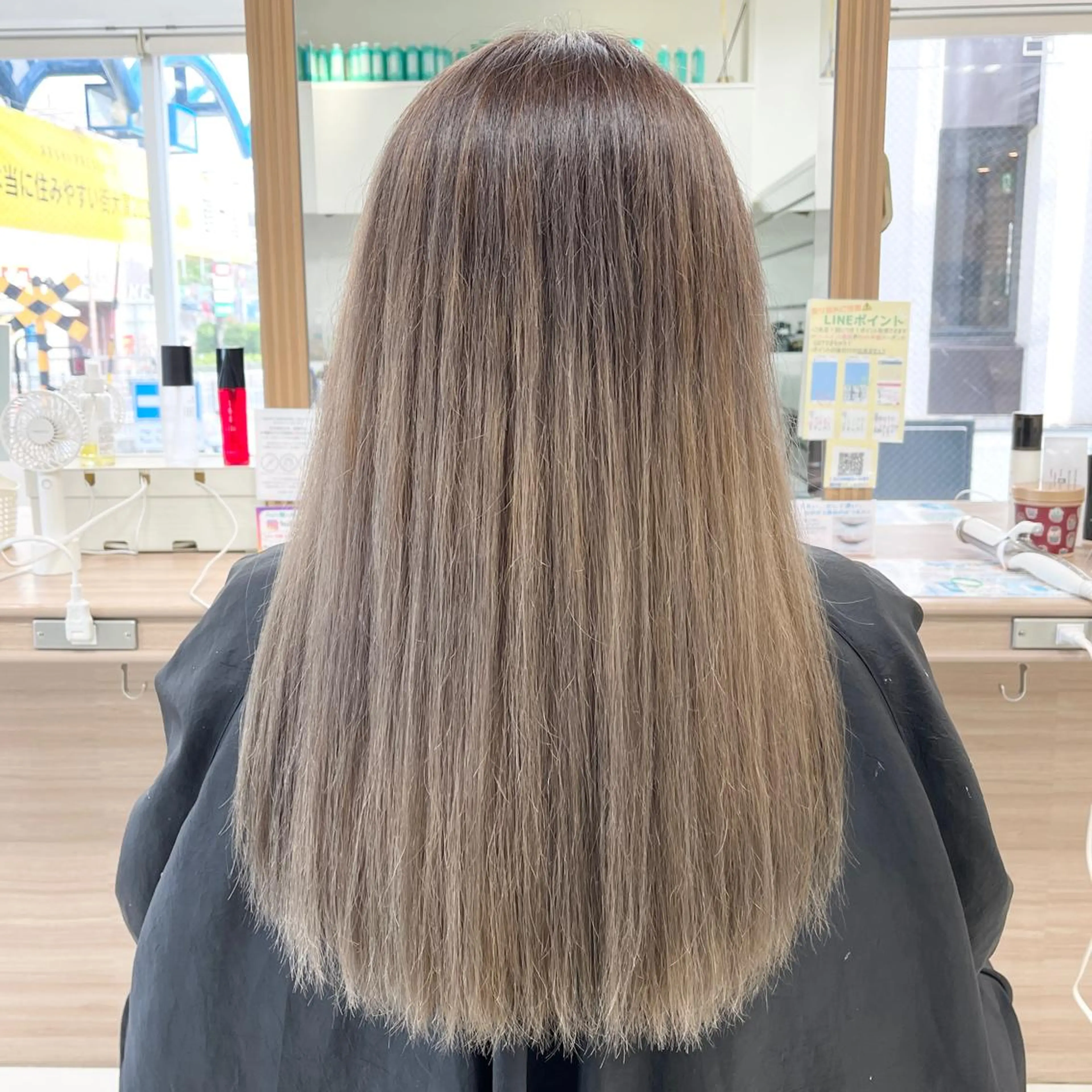 ロング カラー 藤原 亜美🤍のヘアスタイル
