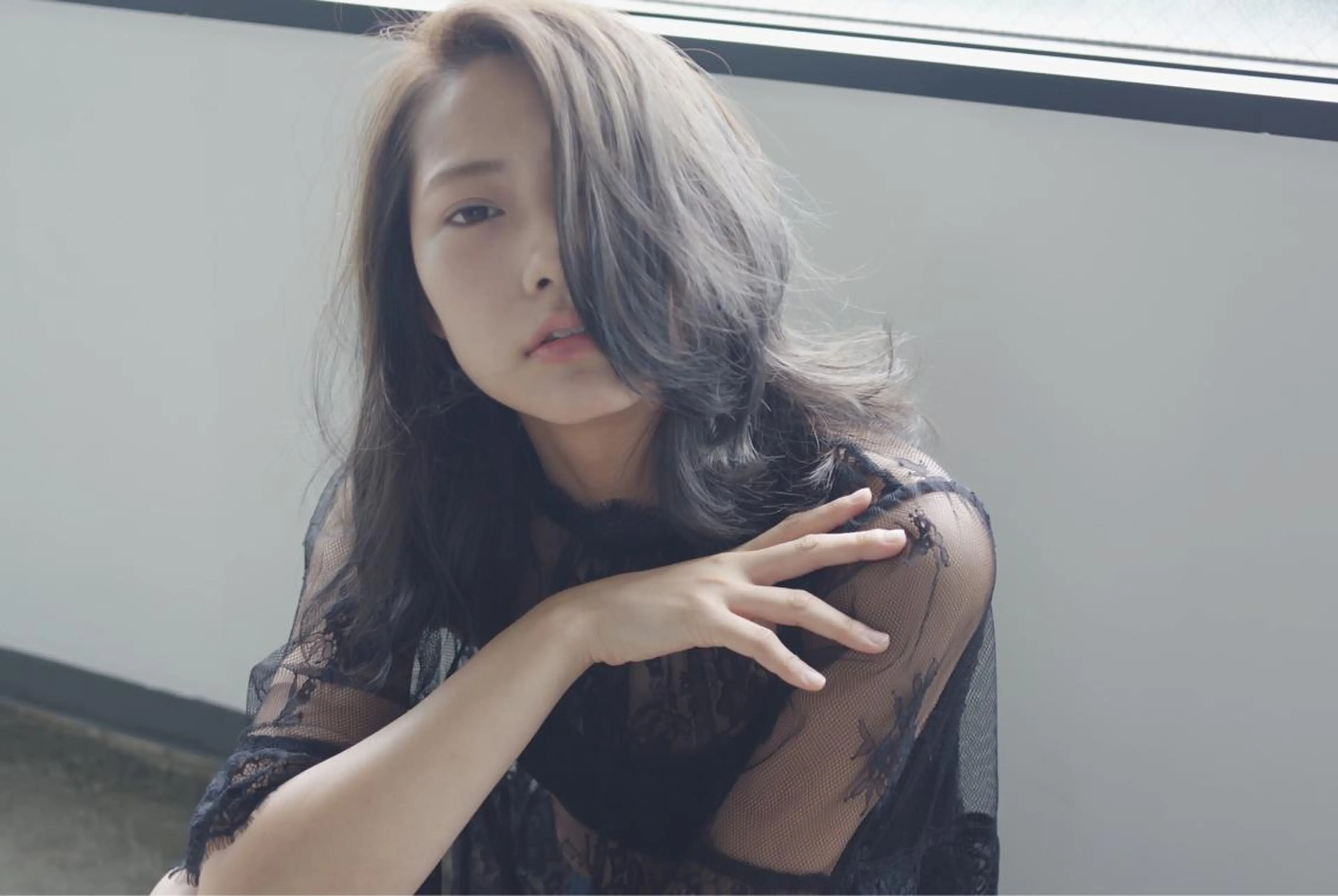 ミディアム セミロング ロング カラー クセ毛お悩みの方 四宮桂佑のヘアスタイル