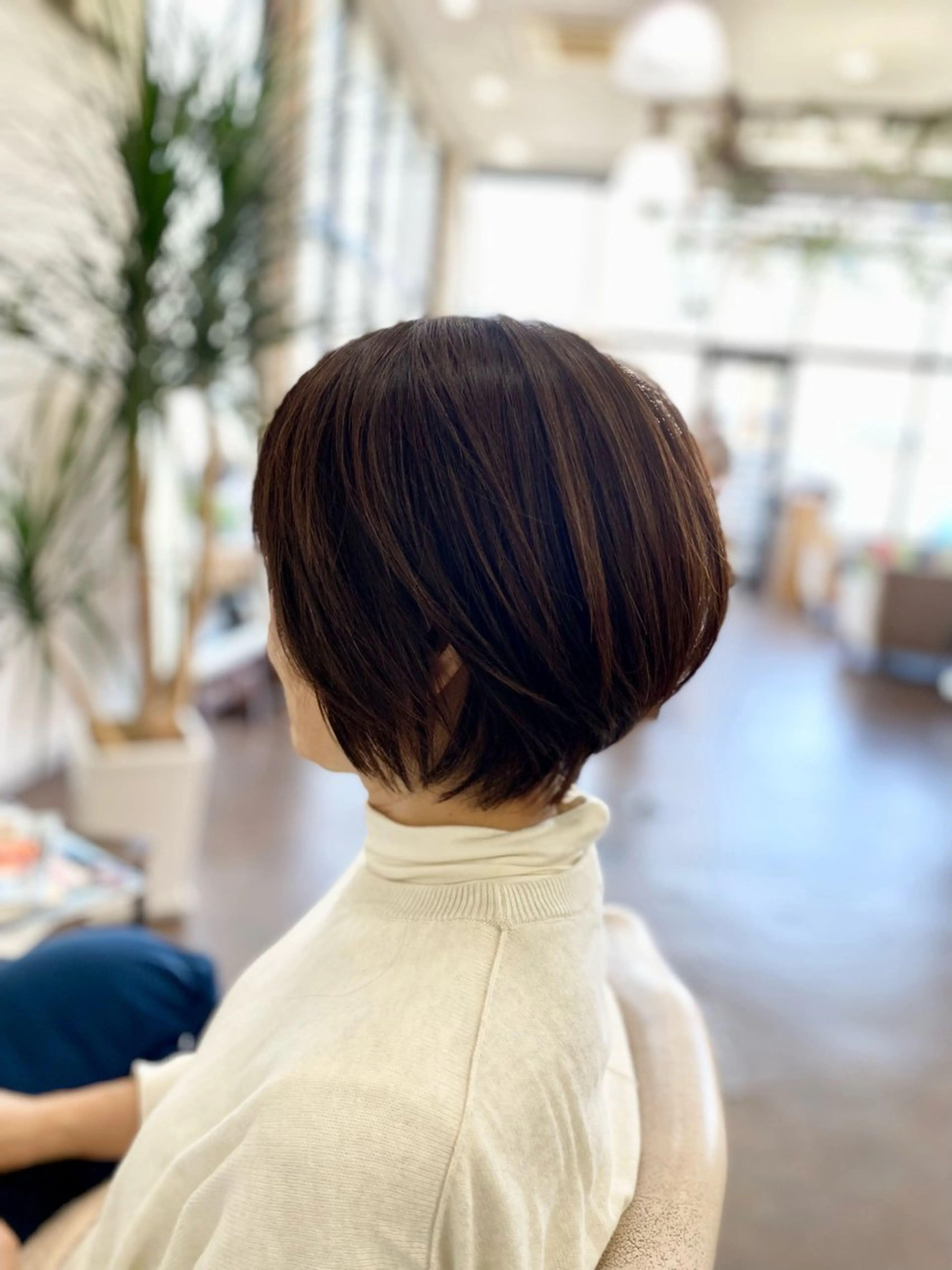 ショート カラー ing's・hair イングス・ヘアーのヘアスタイル