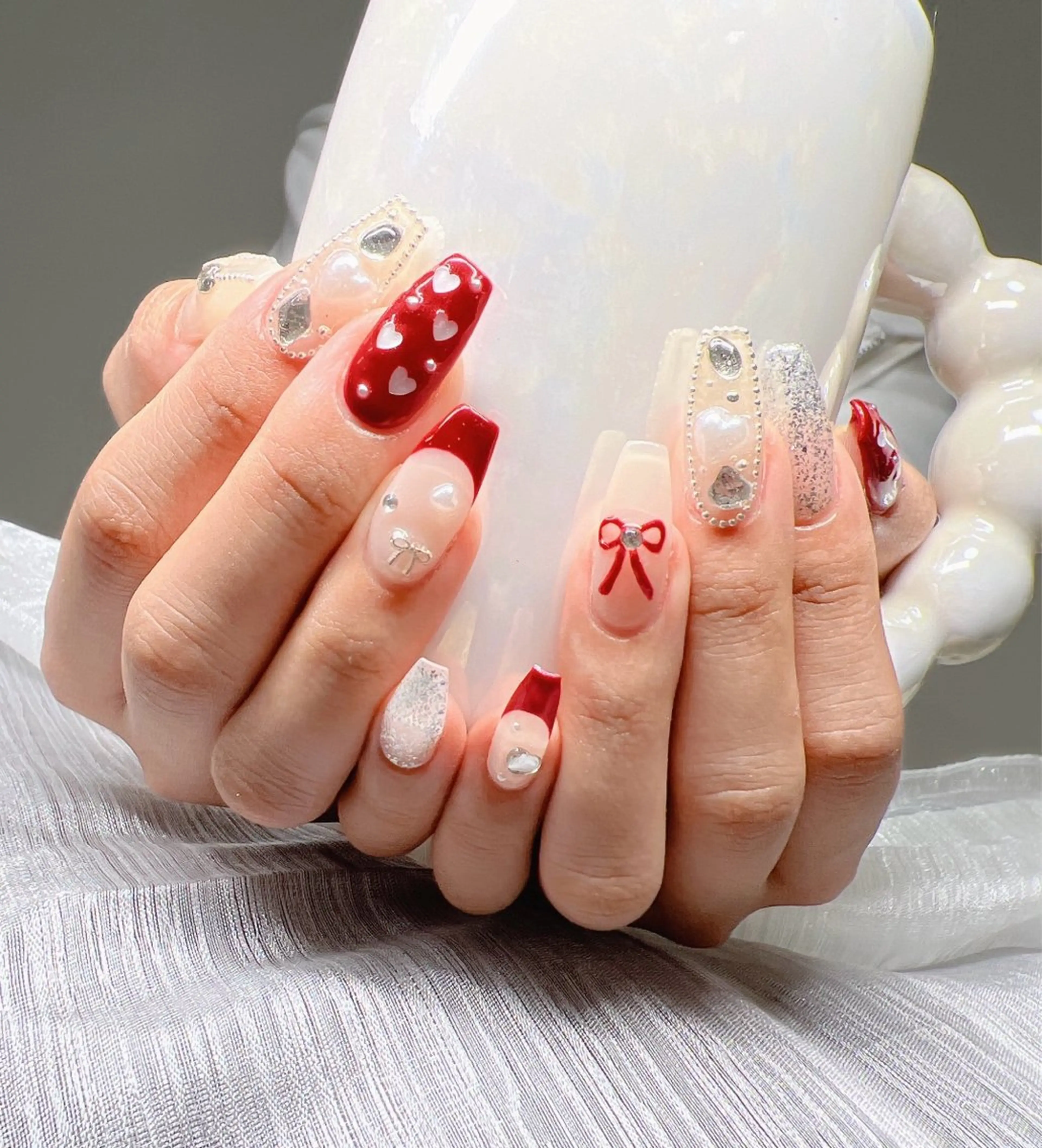 ネイル オーロラネイル チークネイル 長さ出し フットネイル フレンチネイル ハンドネイル Lee Nailsのネイルデザイン