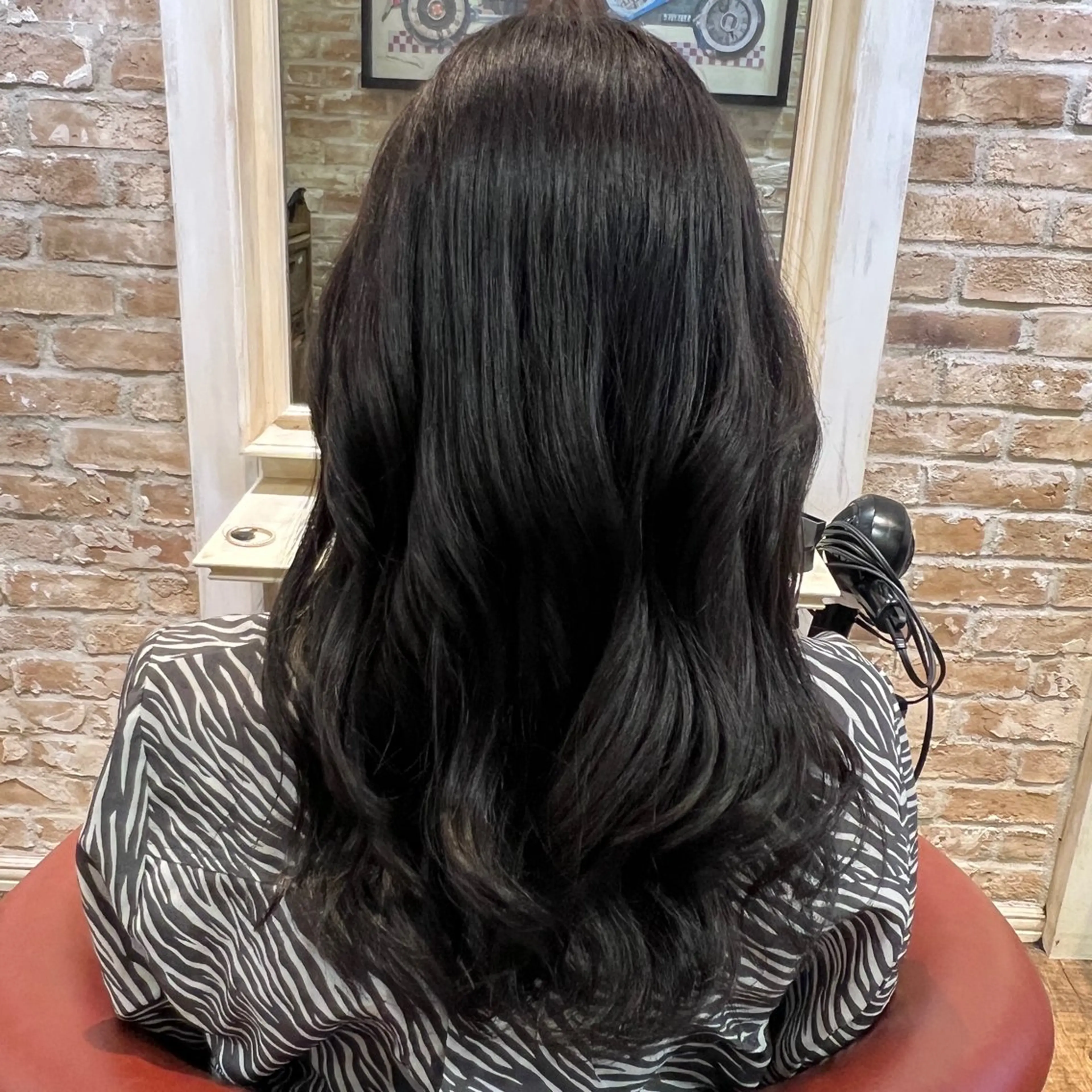 ロング カラー 💜にしむら みく💜のヘアスタイル