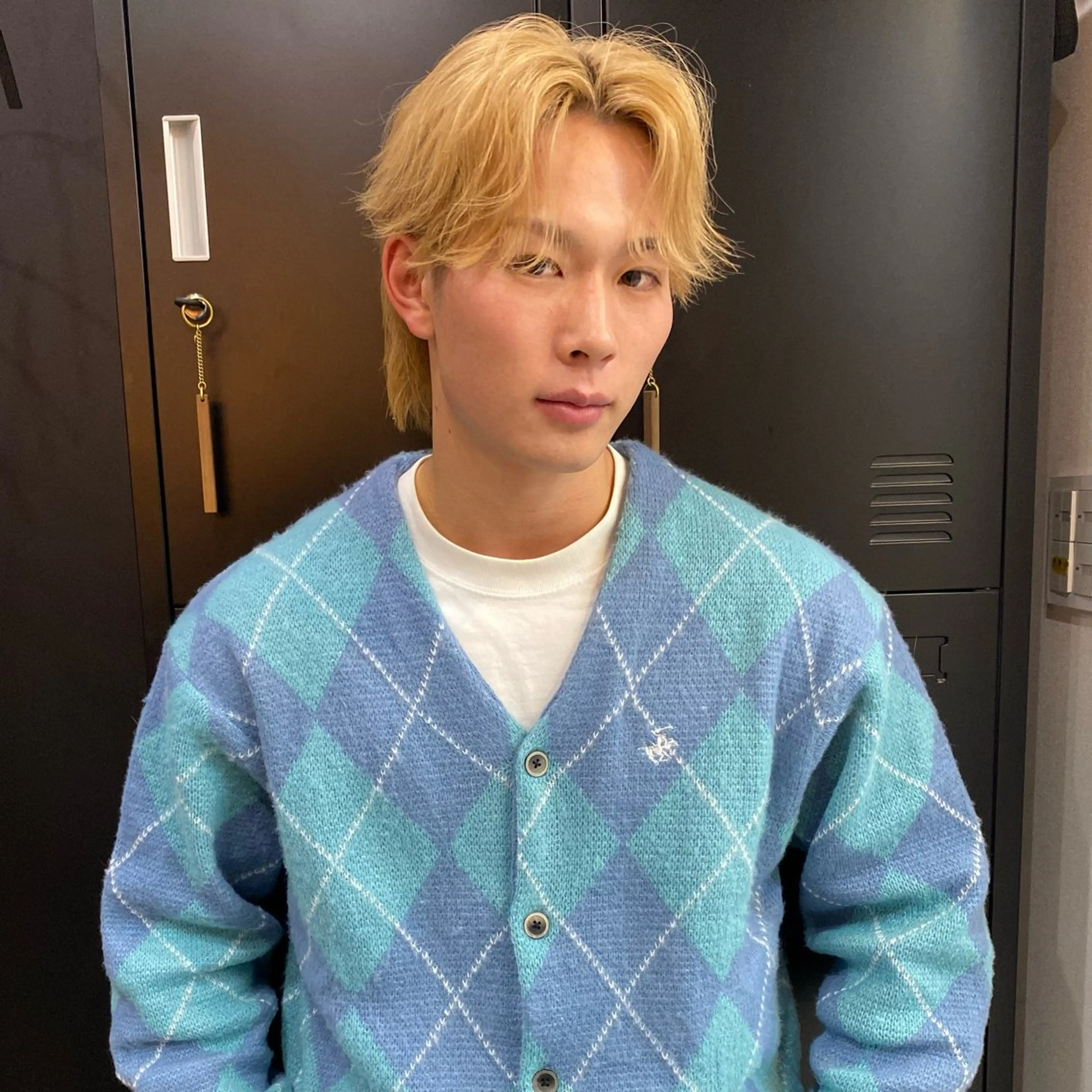 ショート カラー メンズ ダウンパーマ 【sity.ザイク】のヘアスタイル