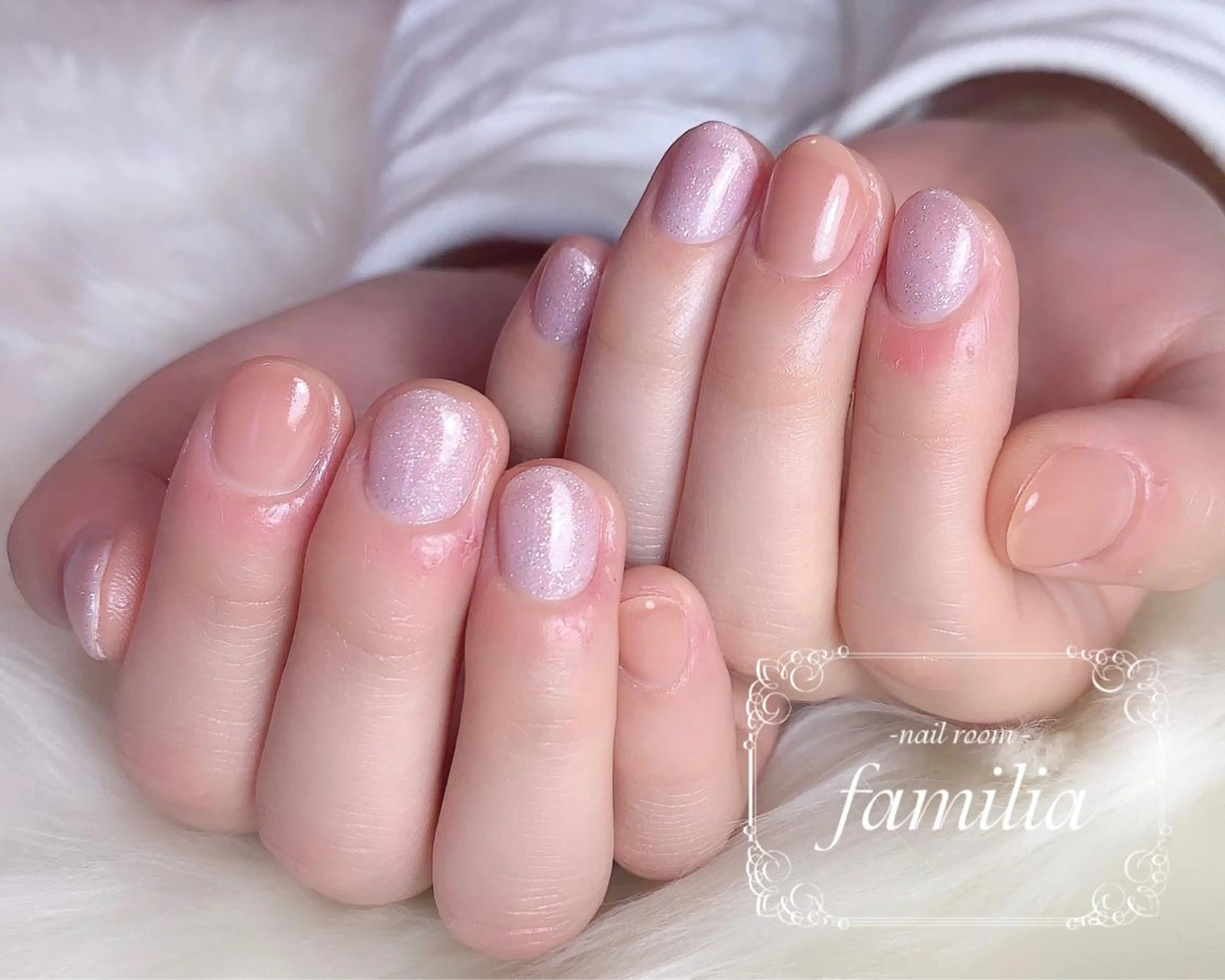 ネイル ハンドネイル -nailroom- familiaのネイルデザイン