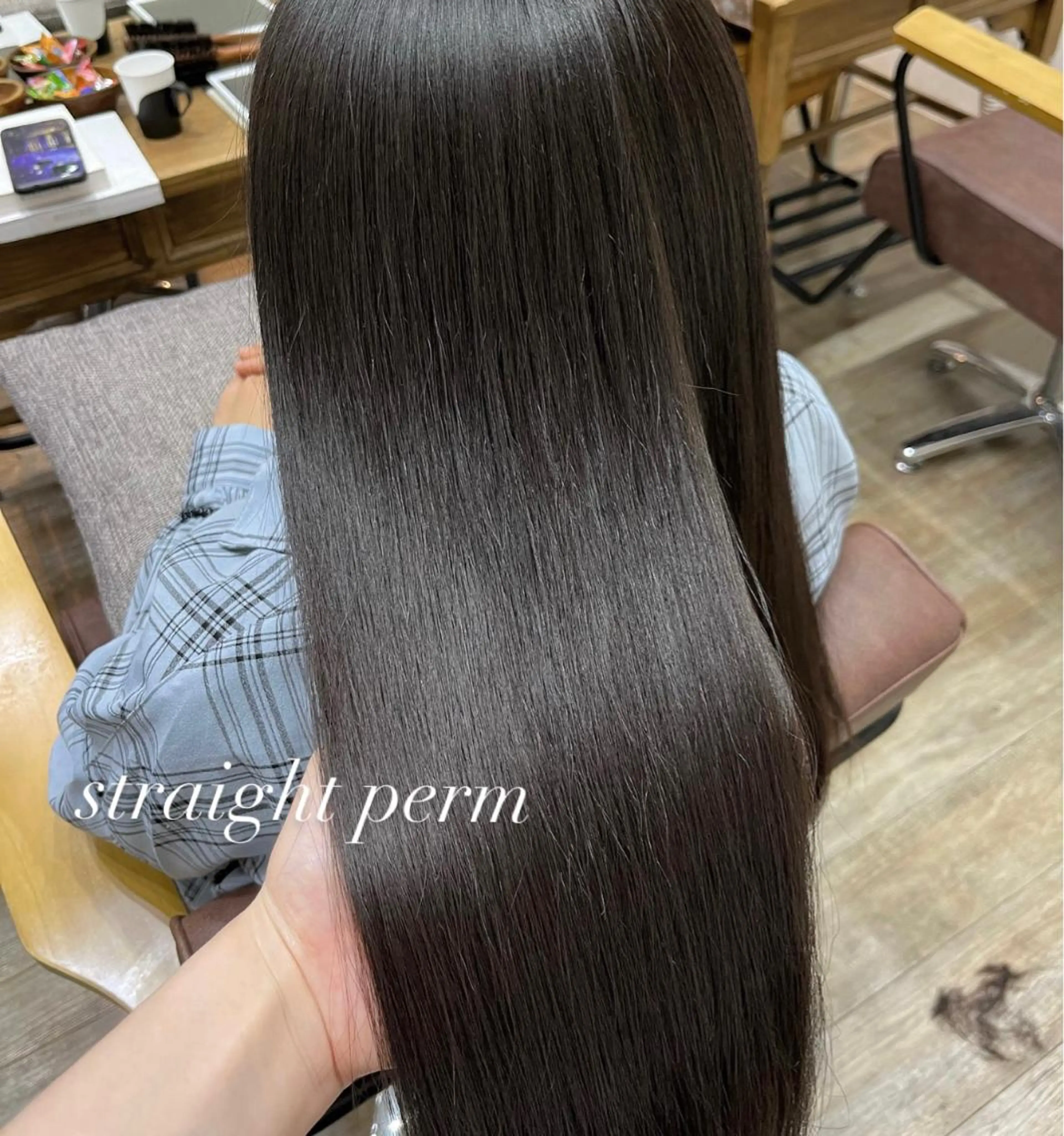 ロング 縮毛矯正 カット 縮毛矯正 N°+aero 🤍ユメのヘアスタイル