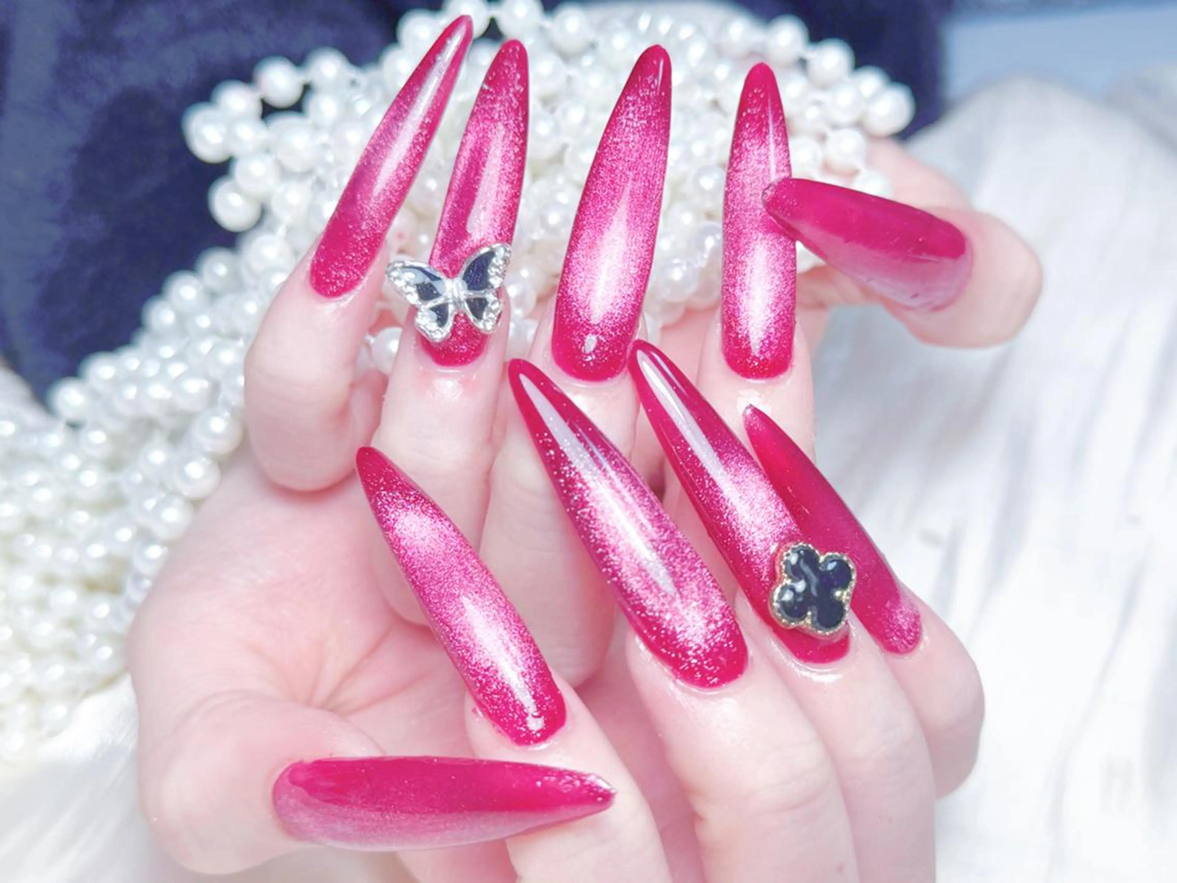 ネイル queens nailsalonのネイルデザイン