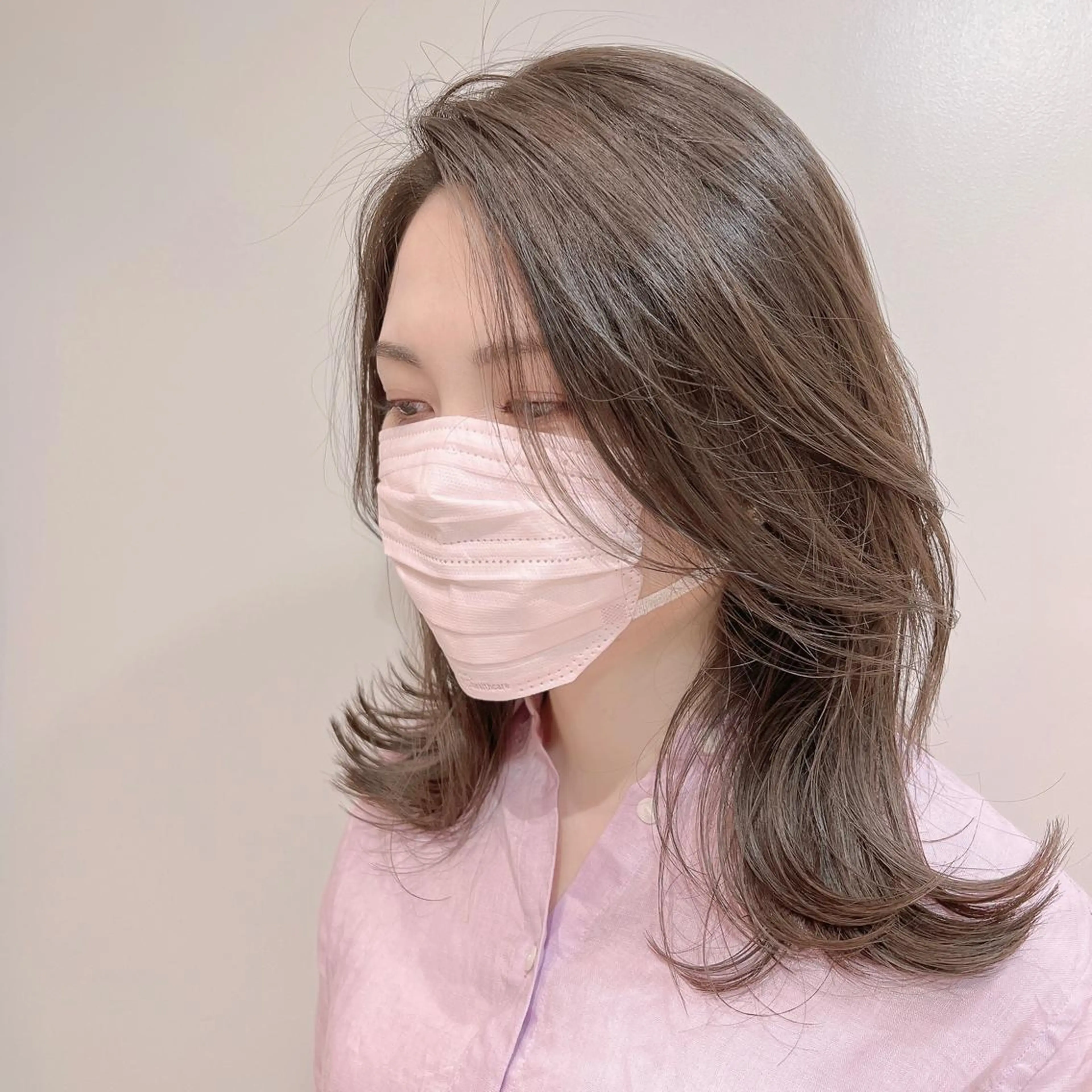セミロング カット ヘアカラー トリートメント パーソナルカラー lapiax阿部のヘアスタイル