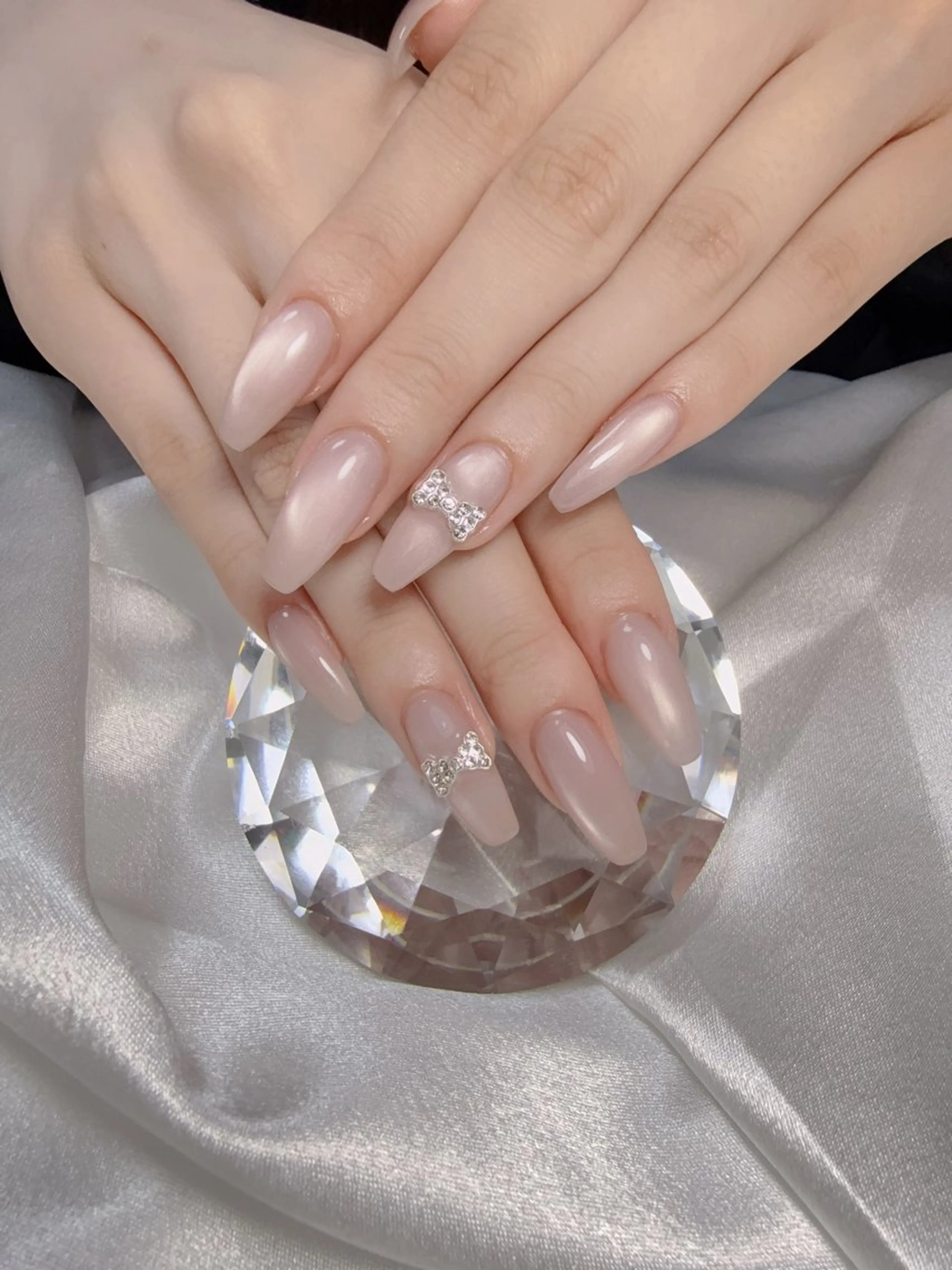 ネイル 西野 カナのネイルデザイン