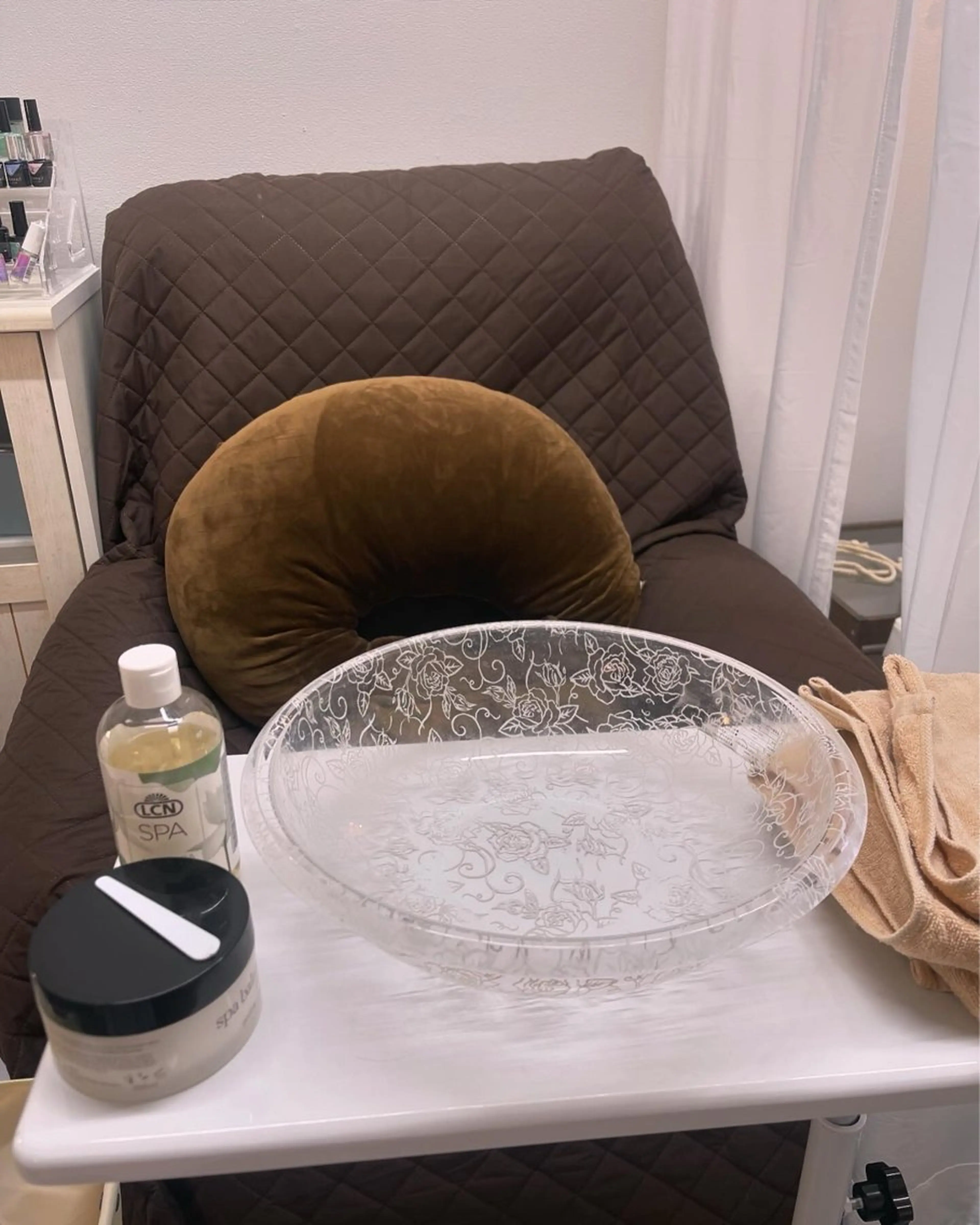スペシャルケアコース ハンドspa➕甘皮処理+ピーリング+爪ケア+ハンドアロママッサージの写真