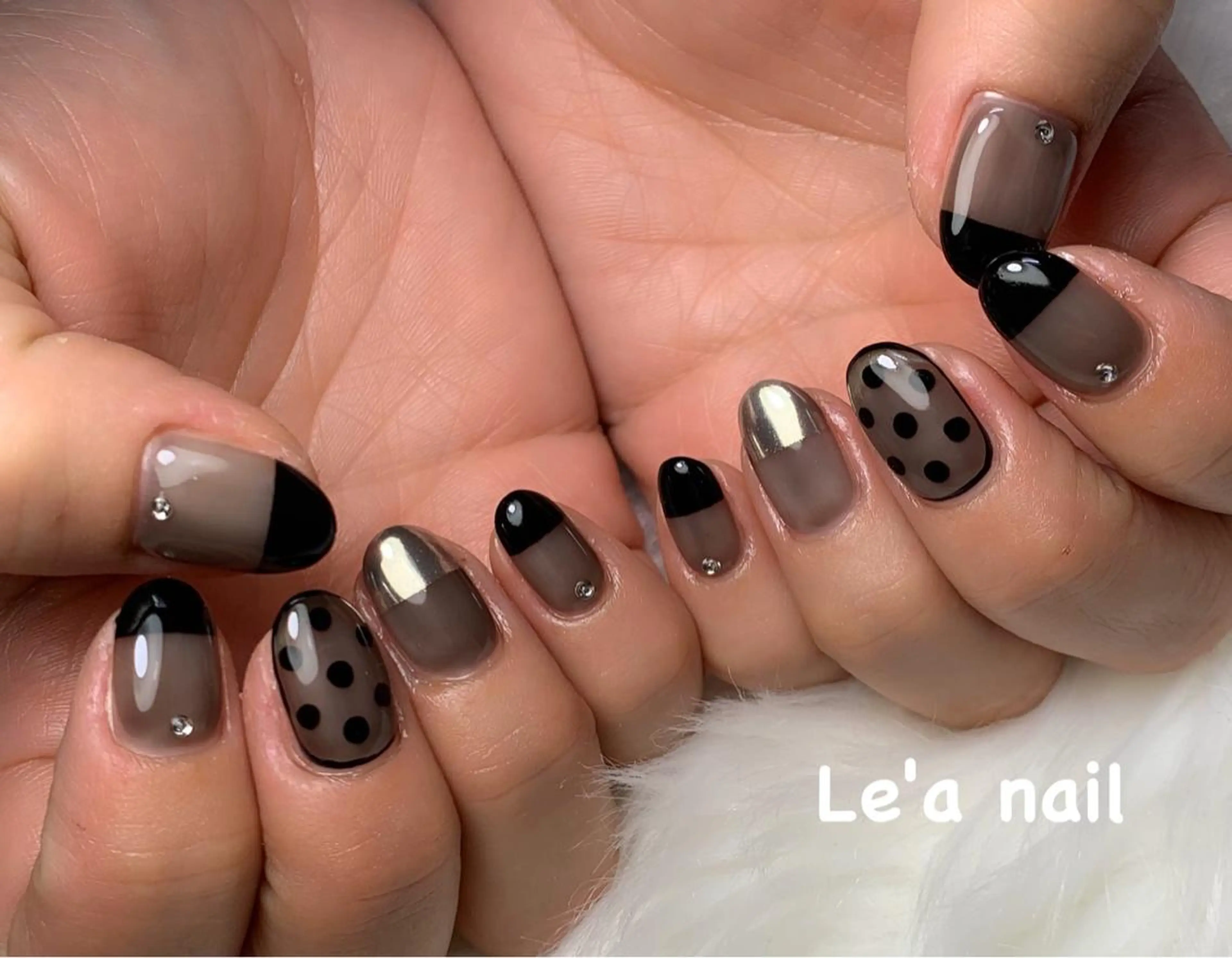 ネイル 'mm  (ミリ) ＭＡＮＡＭＩのネイルデザイン