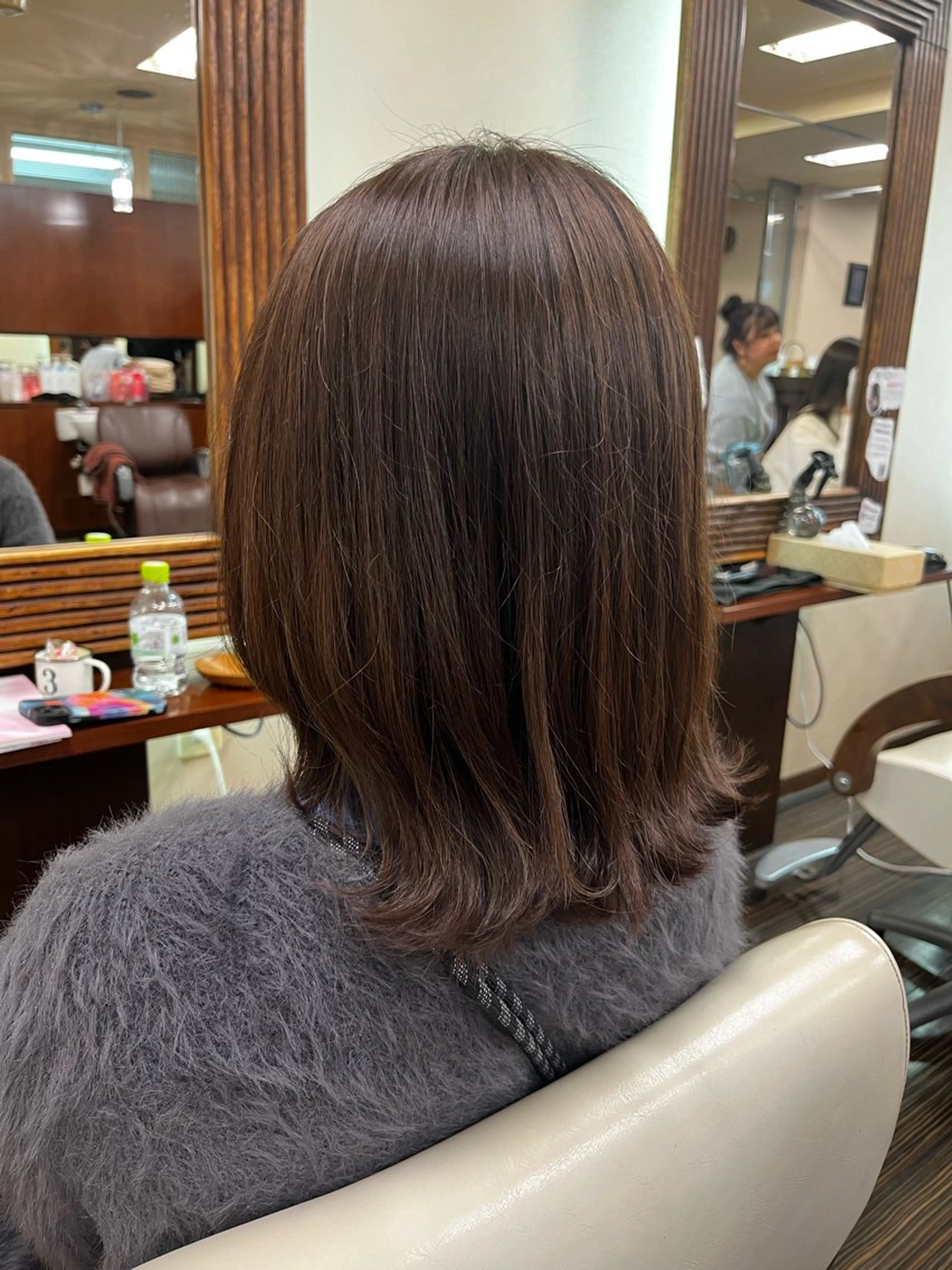 ミディアム カット ヘアカラー トリートメント 西形 梨瑚のヘアスタイル