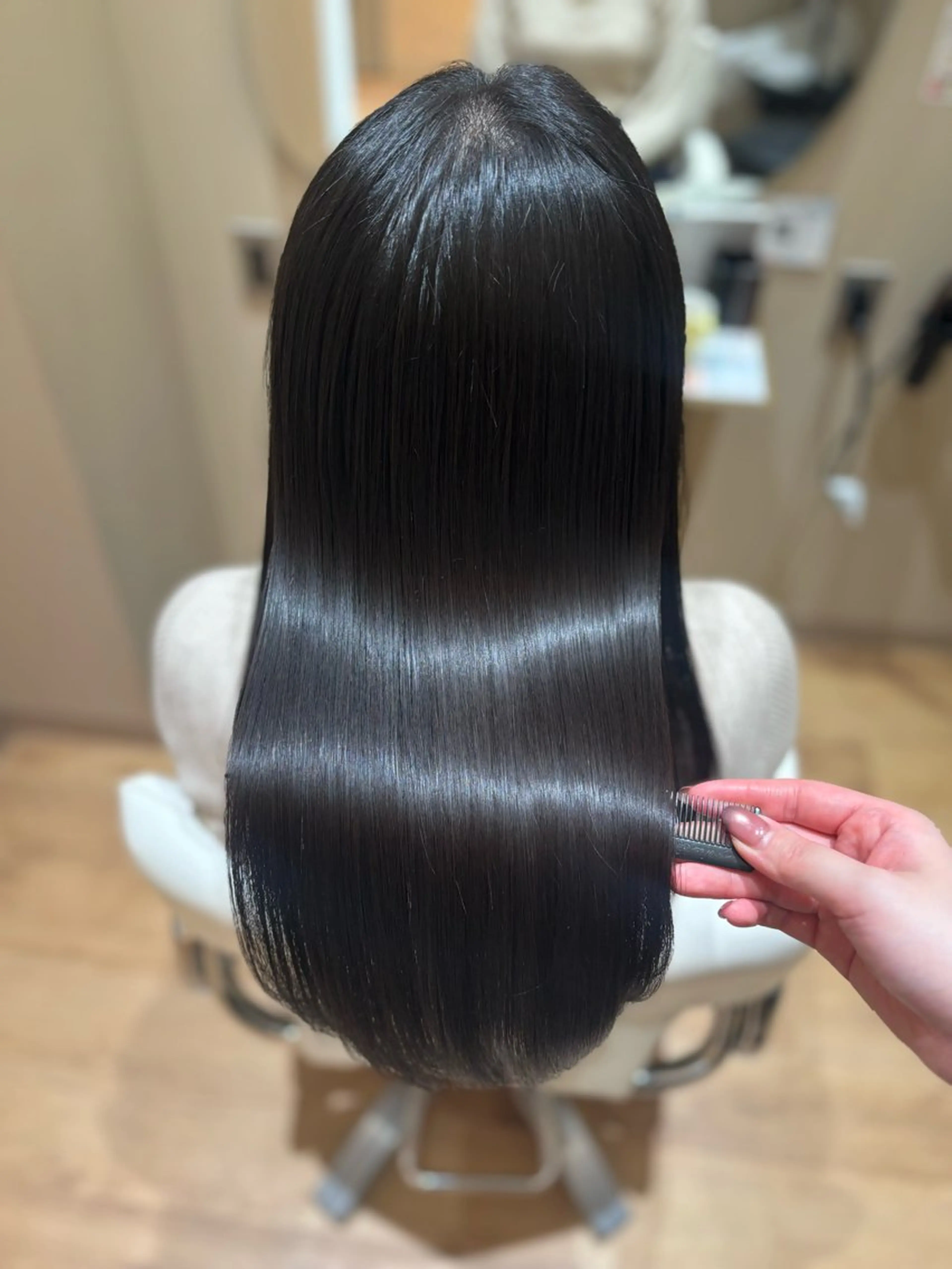 セミロング ヘアカラー トリートメント 中島愛佳🐥⸒⸒ 縮毛矯正/艶髪カラーのヘアスタイル