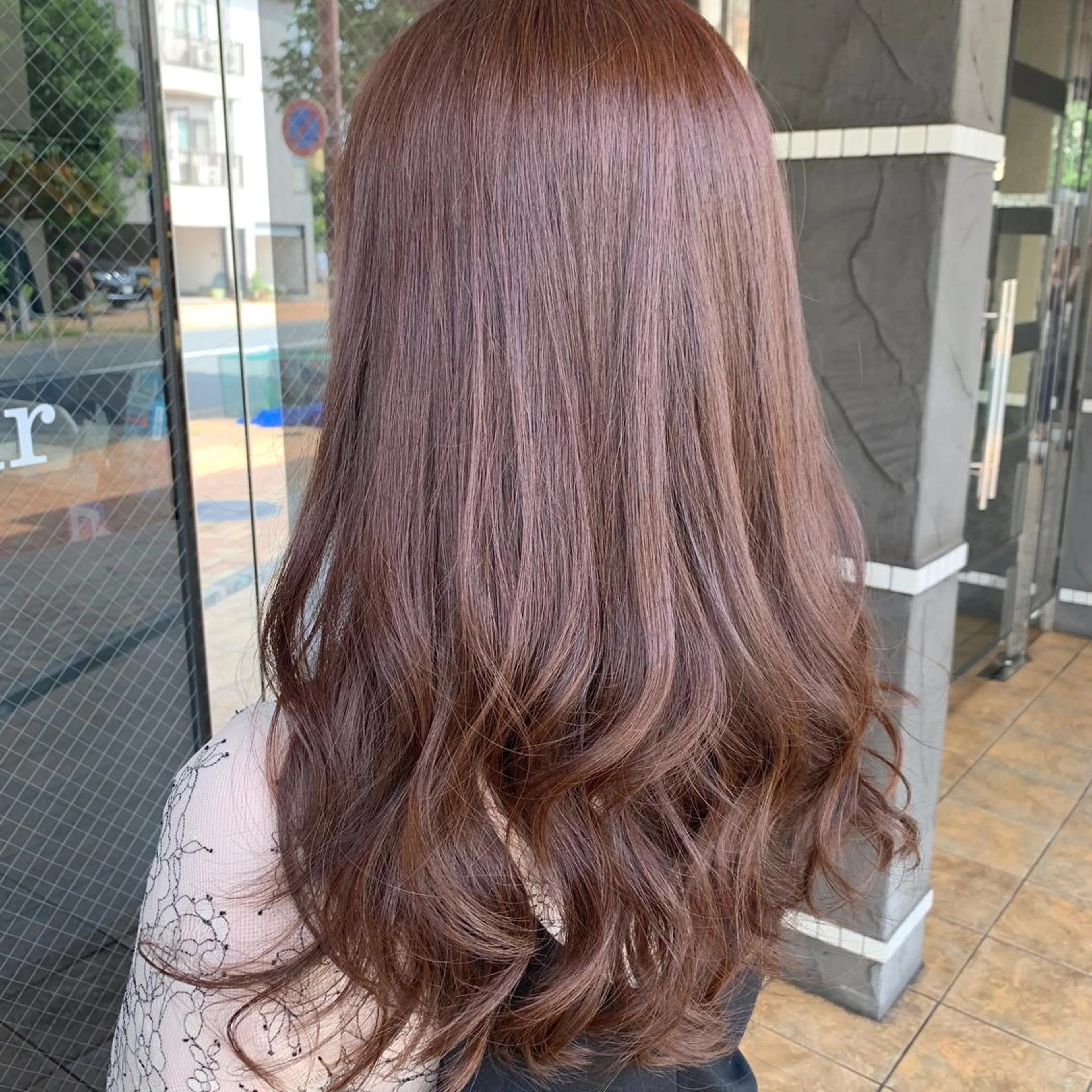 ロング カラー HairDesign Azurのヘアスタイル