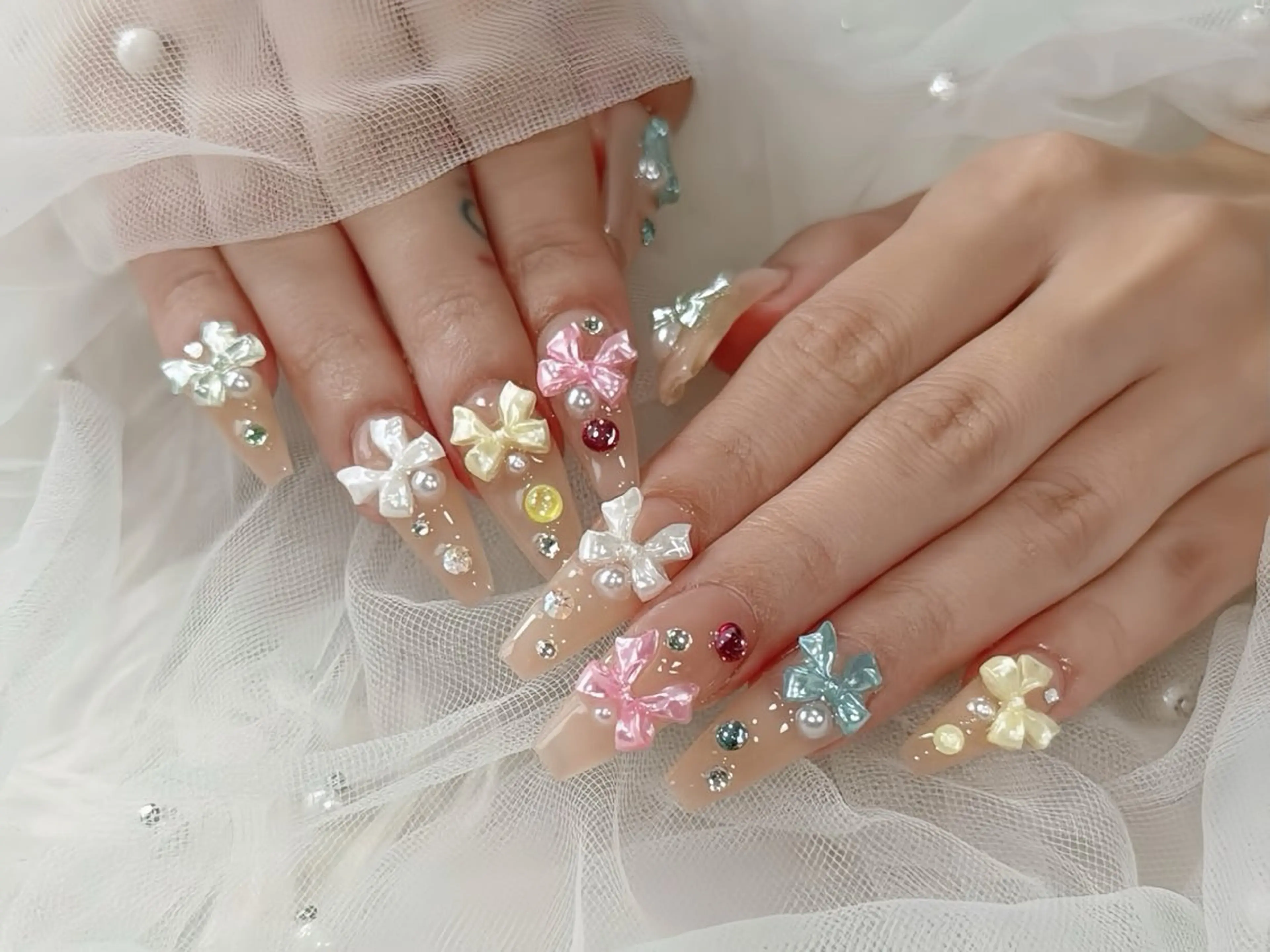 ネイル アートネイル フレンチネイル ジェルネイル 韓国ネイル ミラーネイル ハンドネイル Rin Nail 新大久保店のネイルデザイン