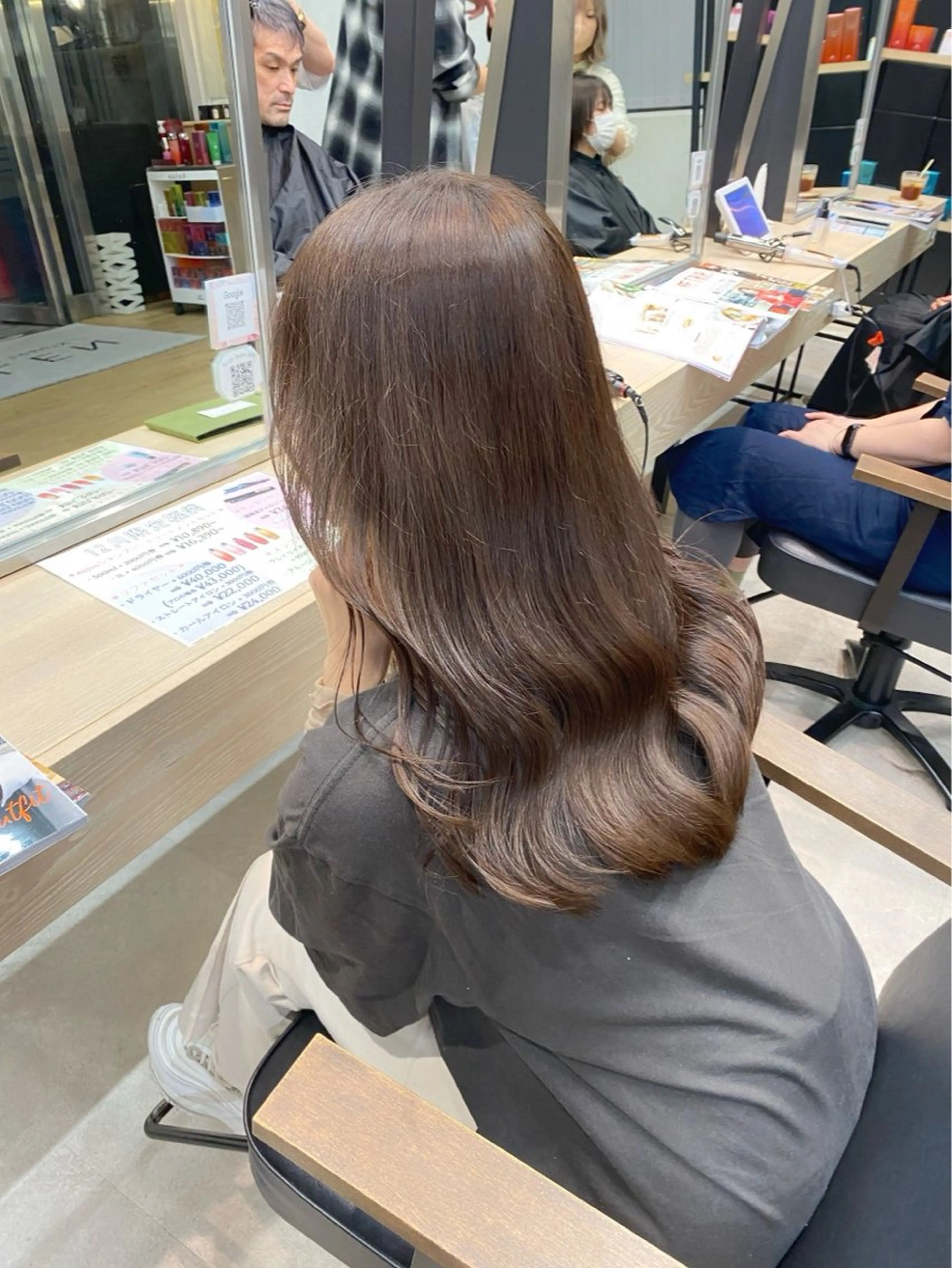 ロング ゆ りのヘアスタイル