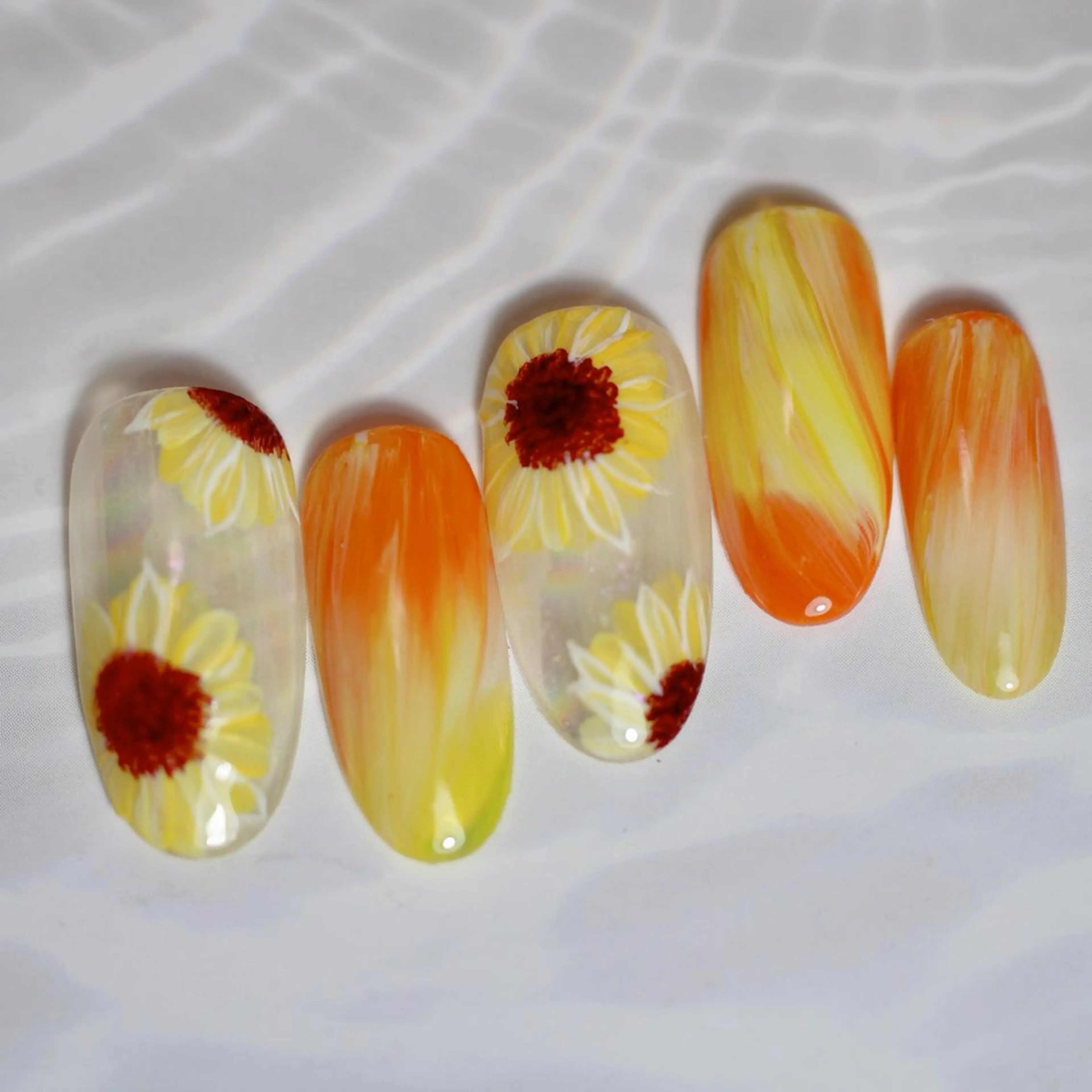 ネイル しみ えんのネイルデザイン