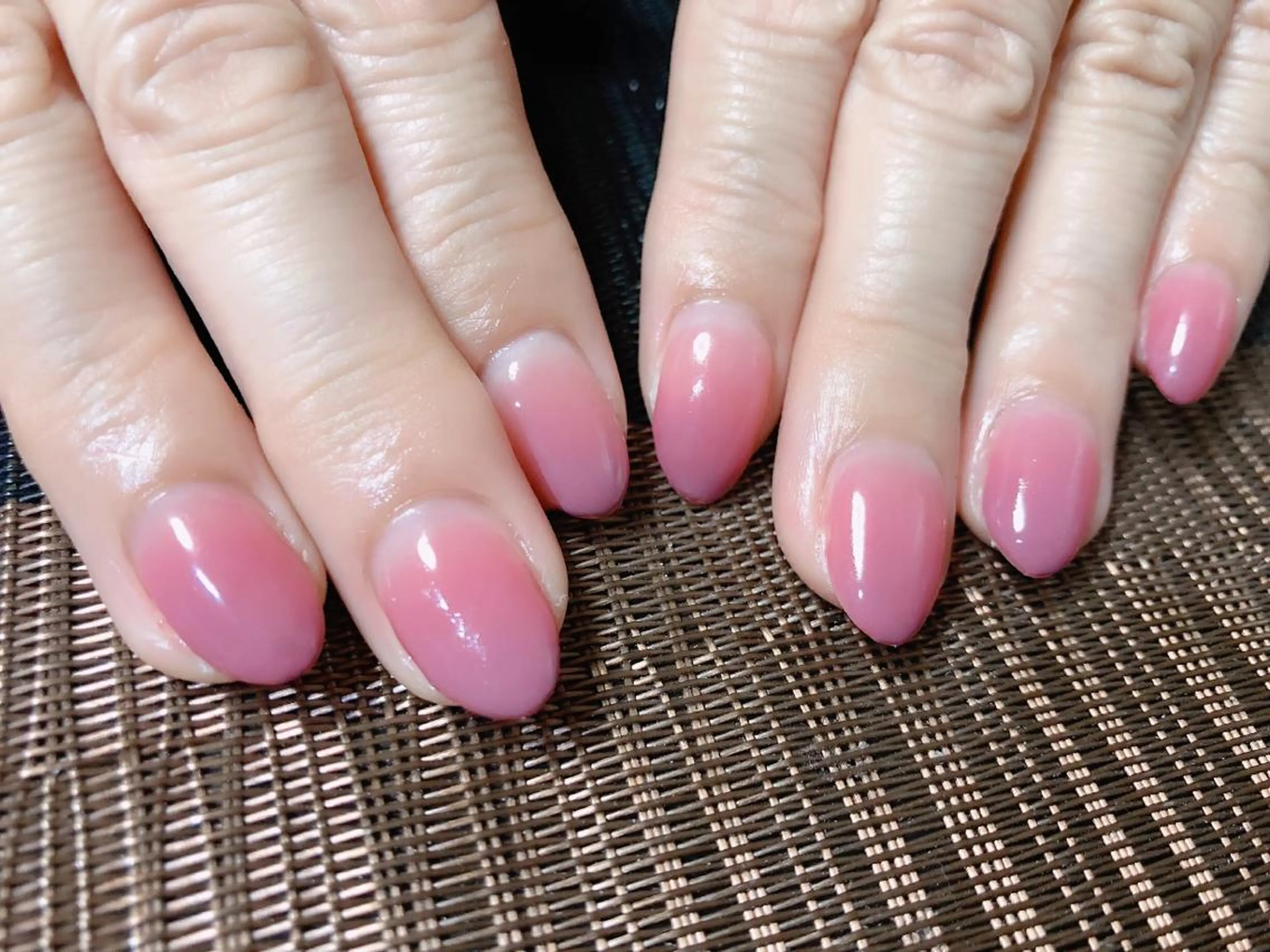 ネイル 伊藤 美里のネイルデザイン