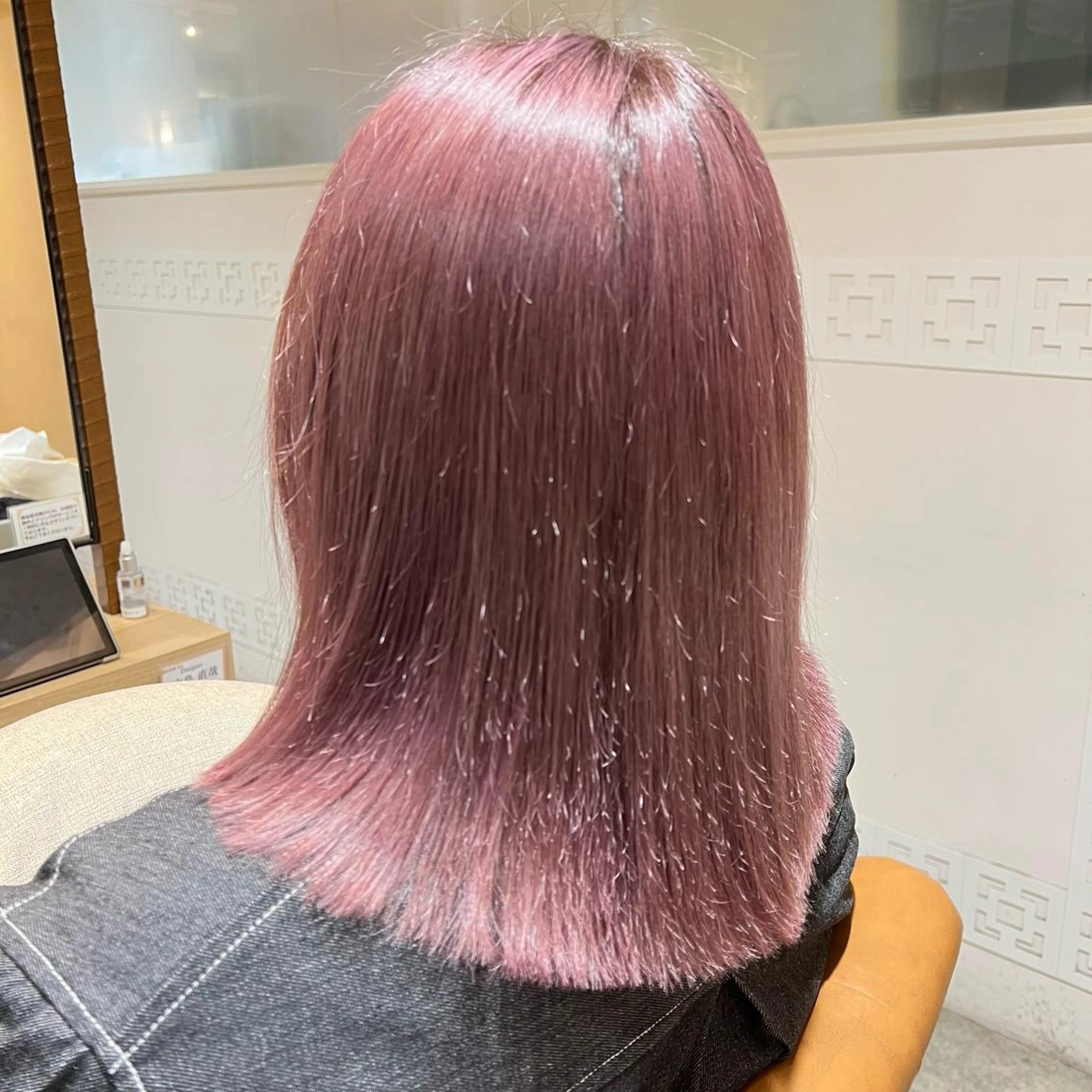 ミディアム カラー ブリーチ ピンクカラー 早稲田/ショート/ 髪質改善/艶カラーのヘアスタイル