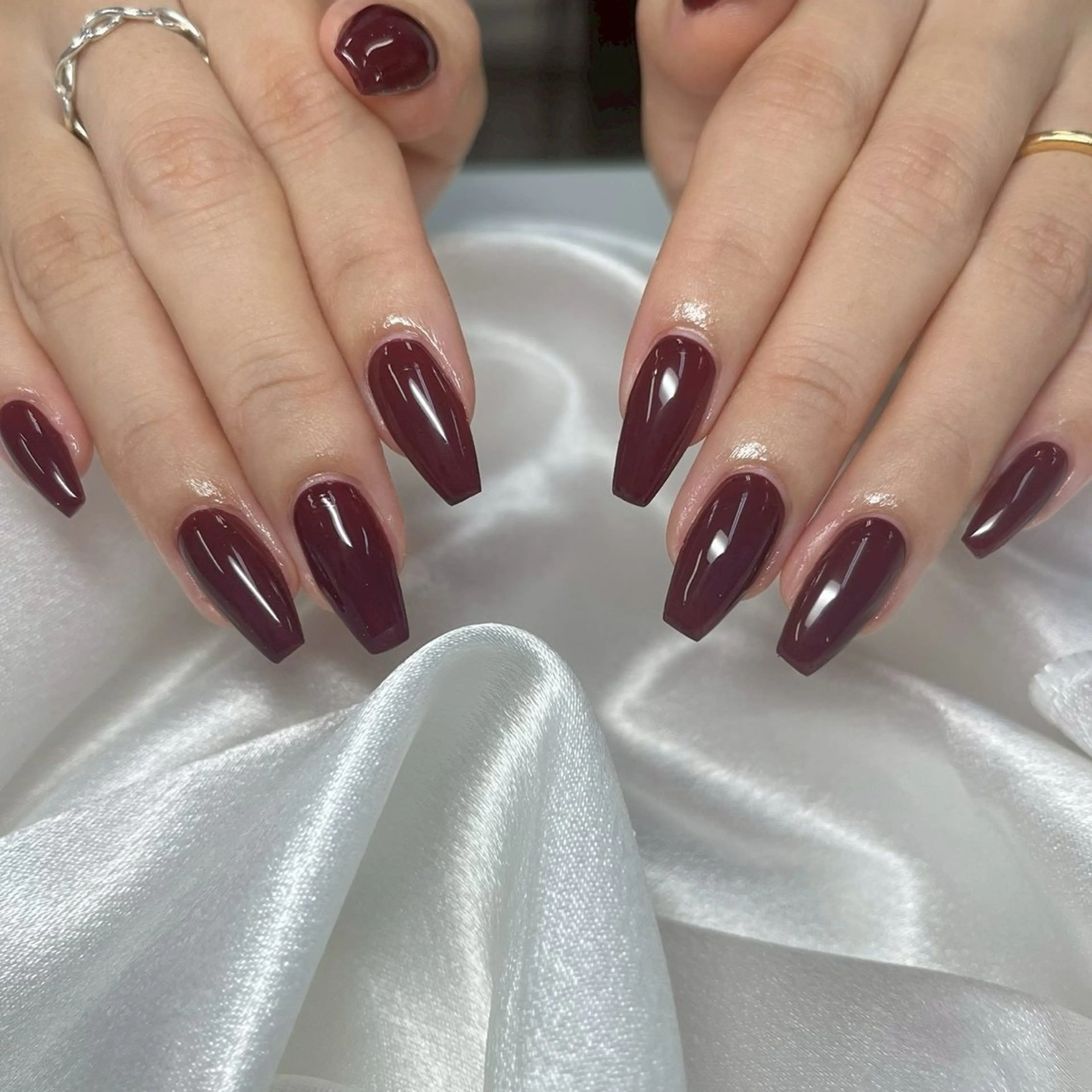 セミロング ハンドネイル EmaNail ICHIKAのネイルデザイン