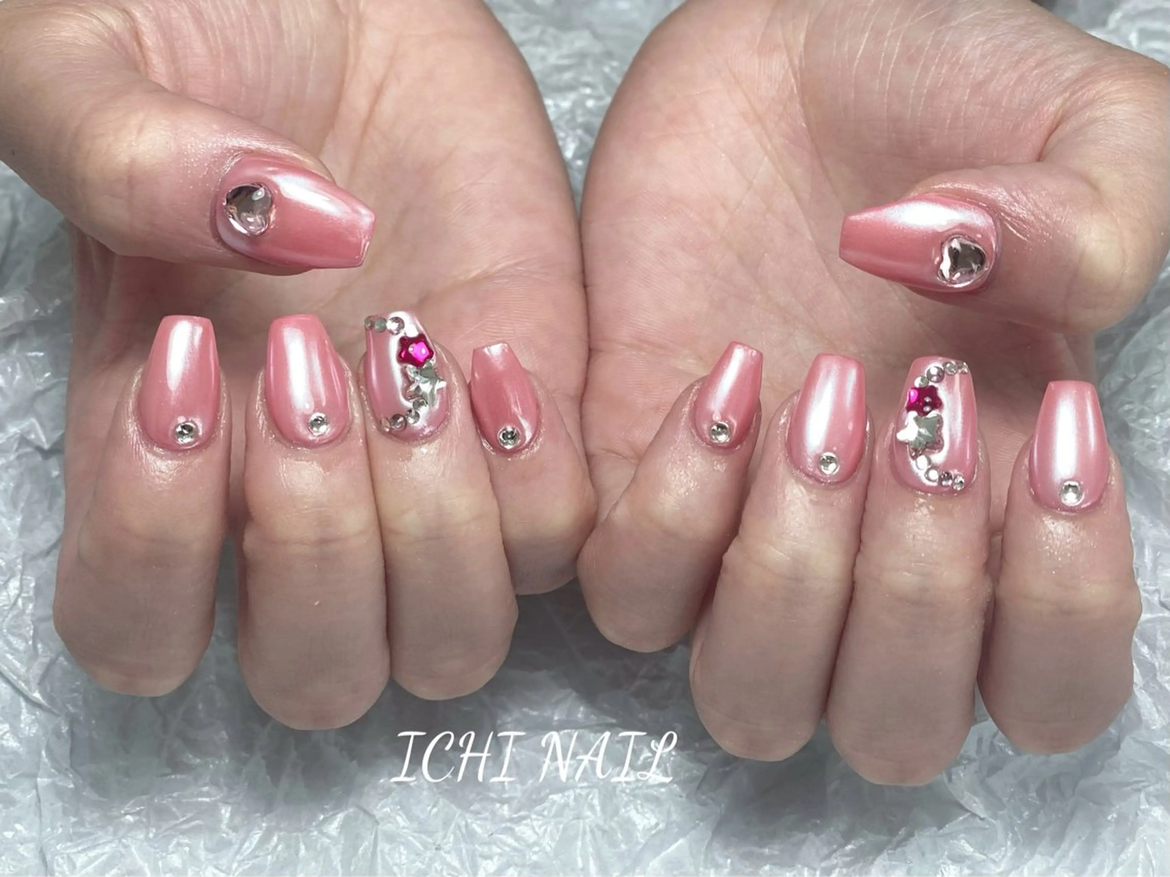 ネイル ハンドネイル 🧚🏻‍♀️ NOHA🎀のネイルデザイン