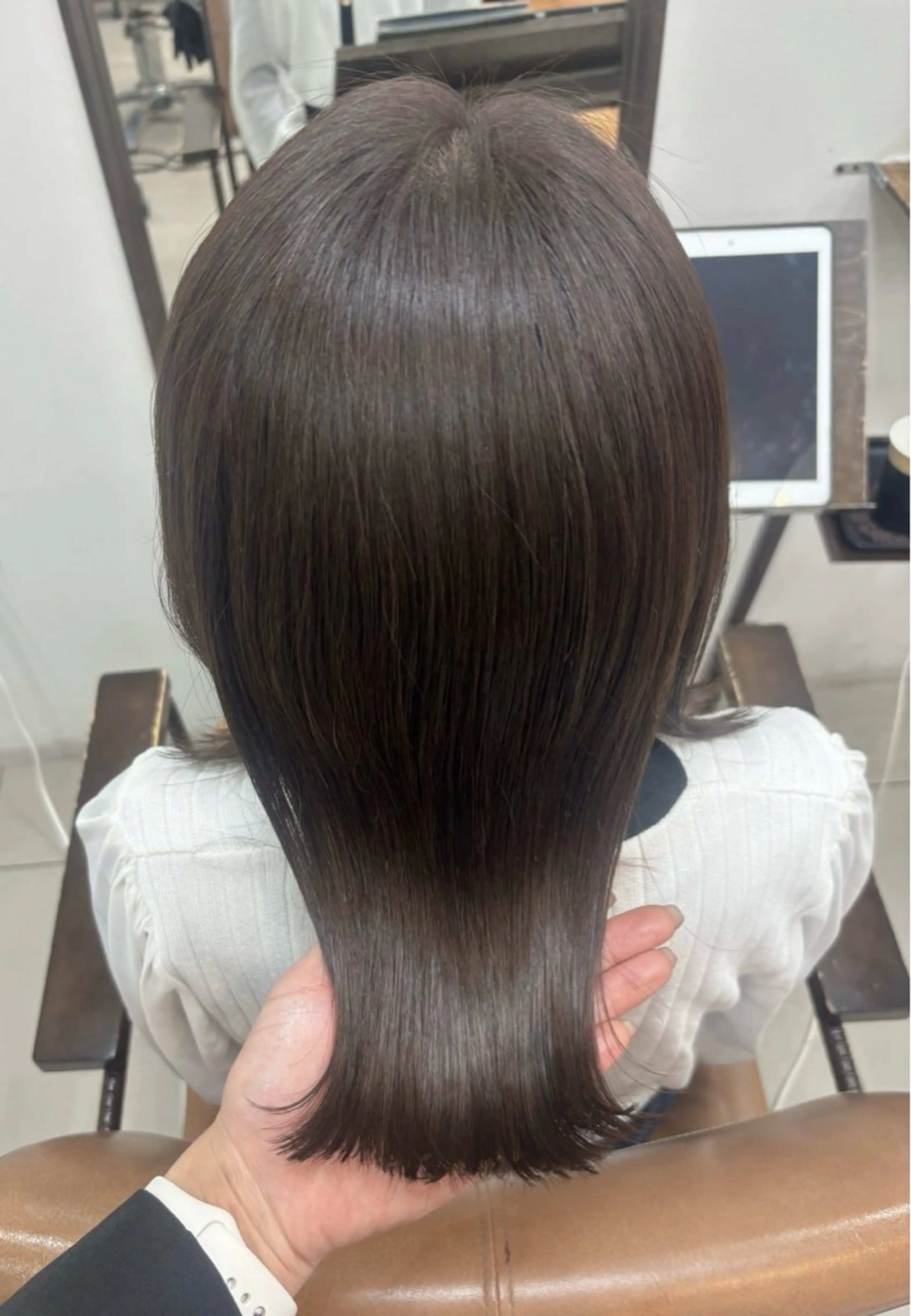 ミディアム カラー 透明感カラー グレージュ ヘアカラー トリートメント 頭皮×髪質改善 透明感カラー💎中村のヘアスタイル
