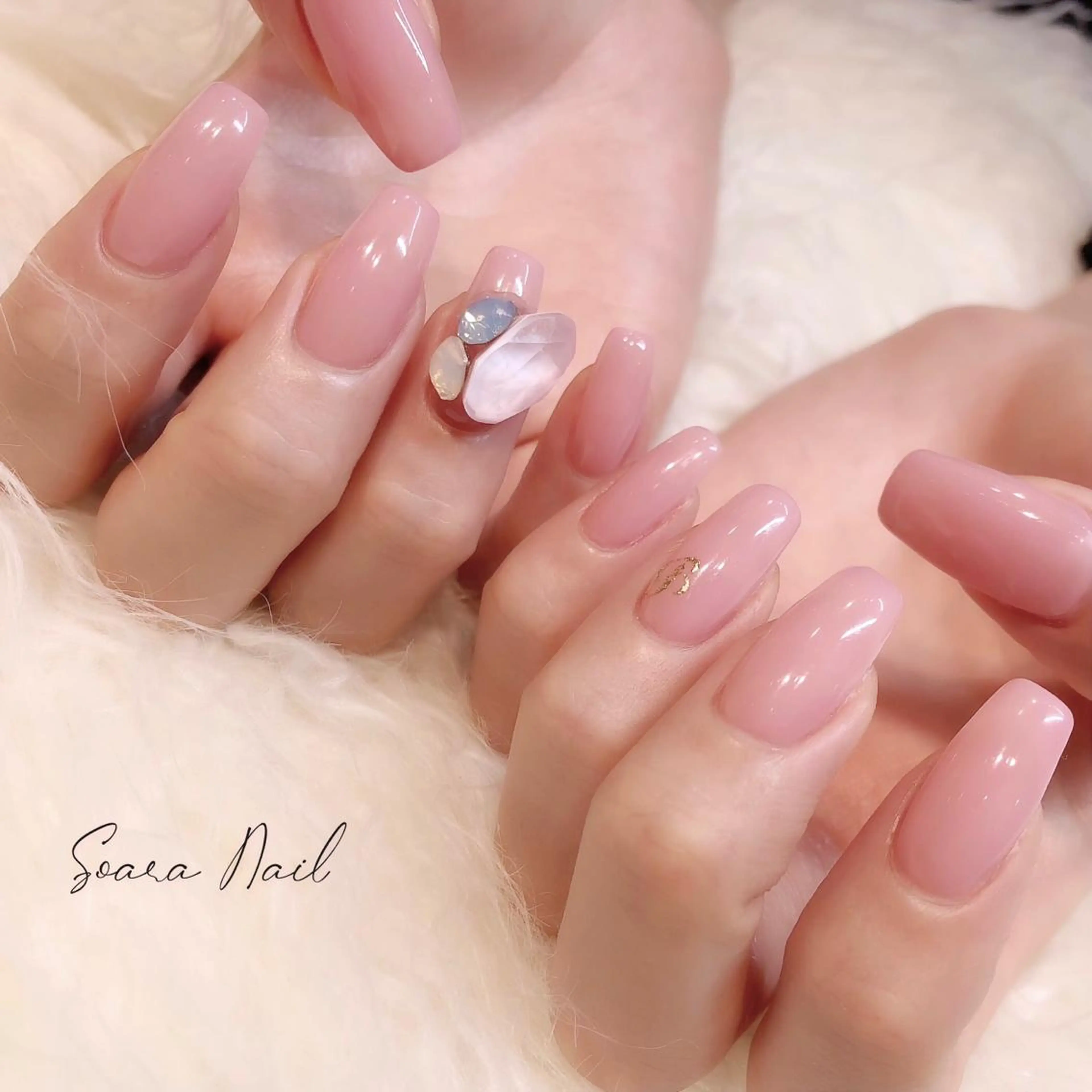 ネイル Salon Cleve所属・T. maoのネイルデザイン