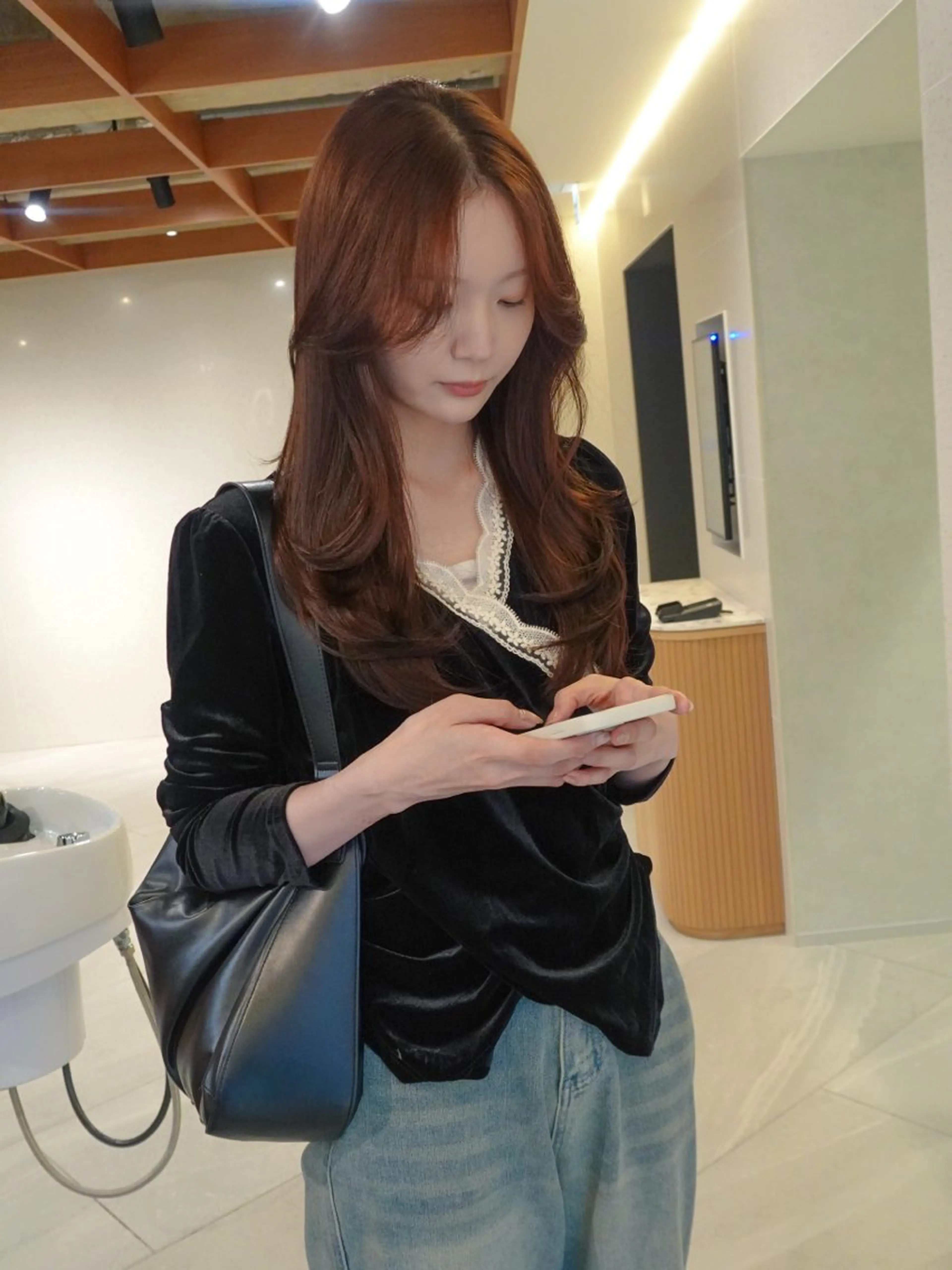 セミロング カラー 梅田/レイヤーカット /ミルクティーカラーのヘアスタイル