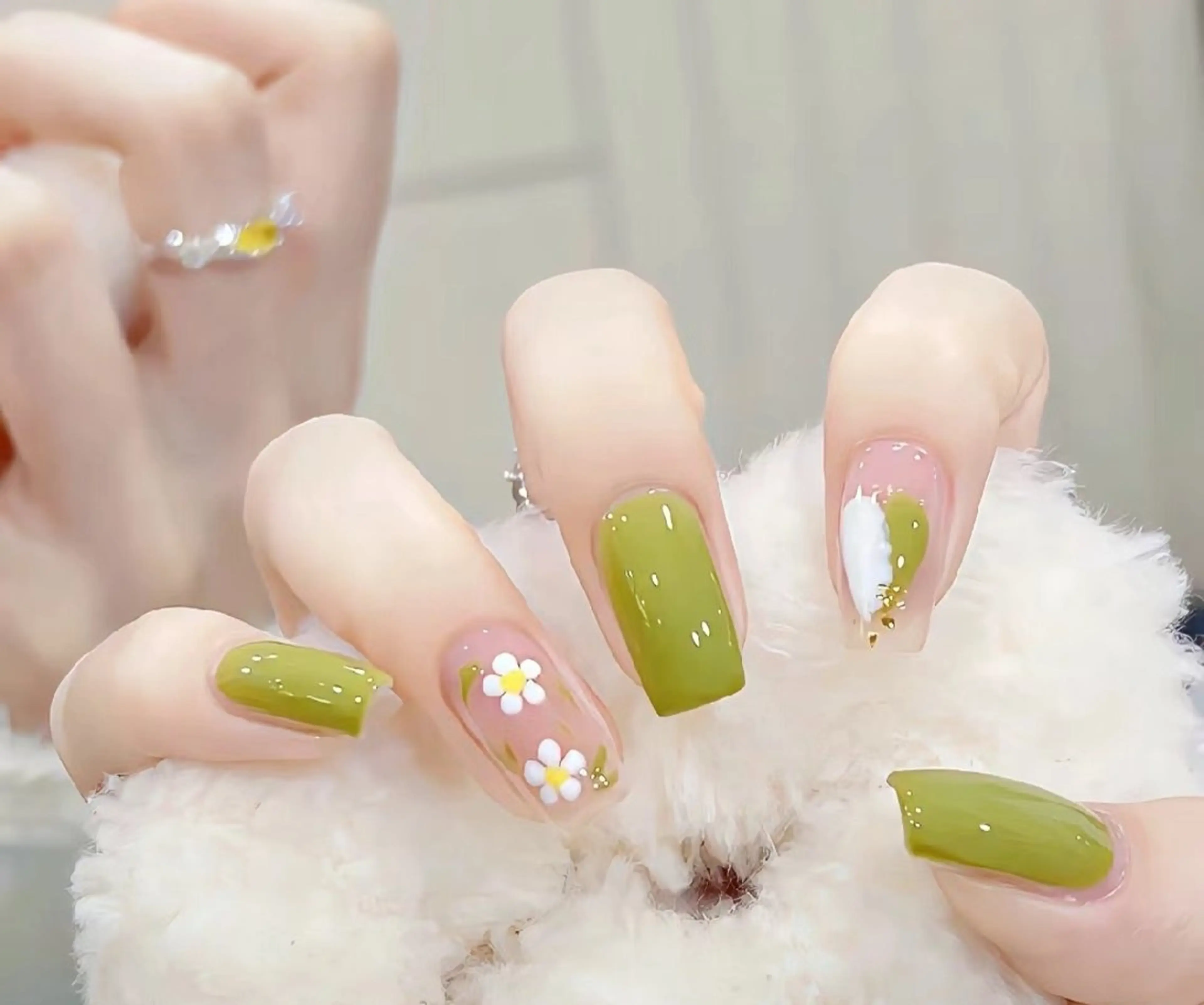 ネイル Theone栄店 田口のネイルデザイン