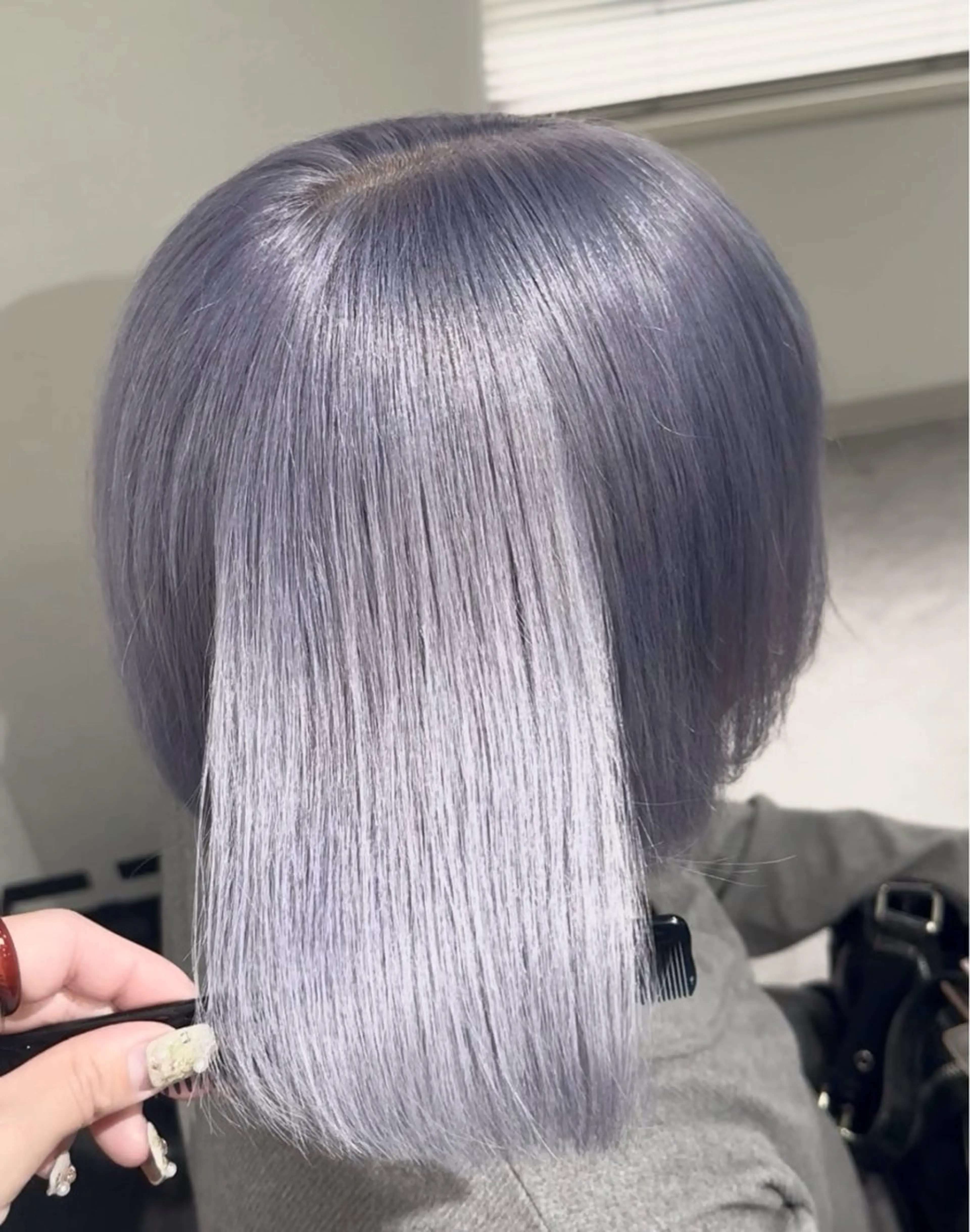 ミディアム カラー 【🦋綺麗めハイトー ン🦋】suzunoのヘアスタイル
