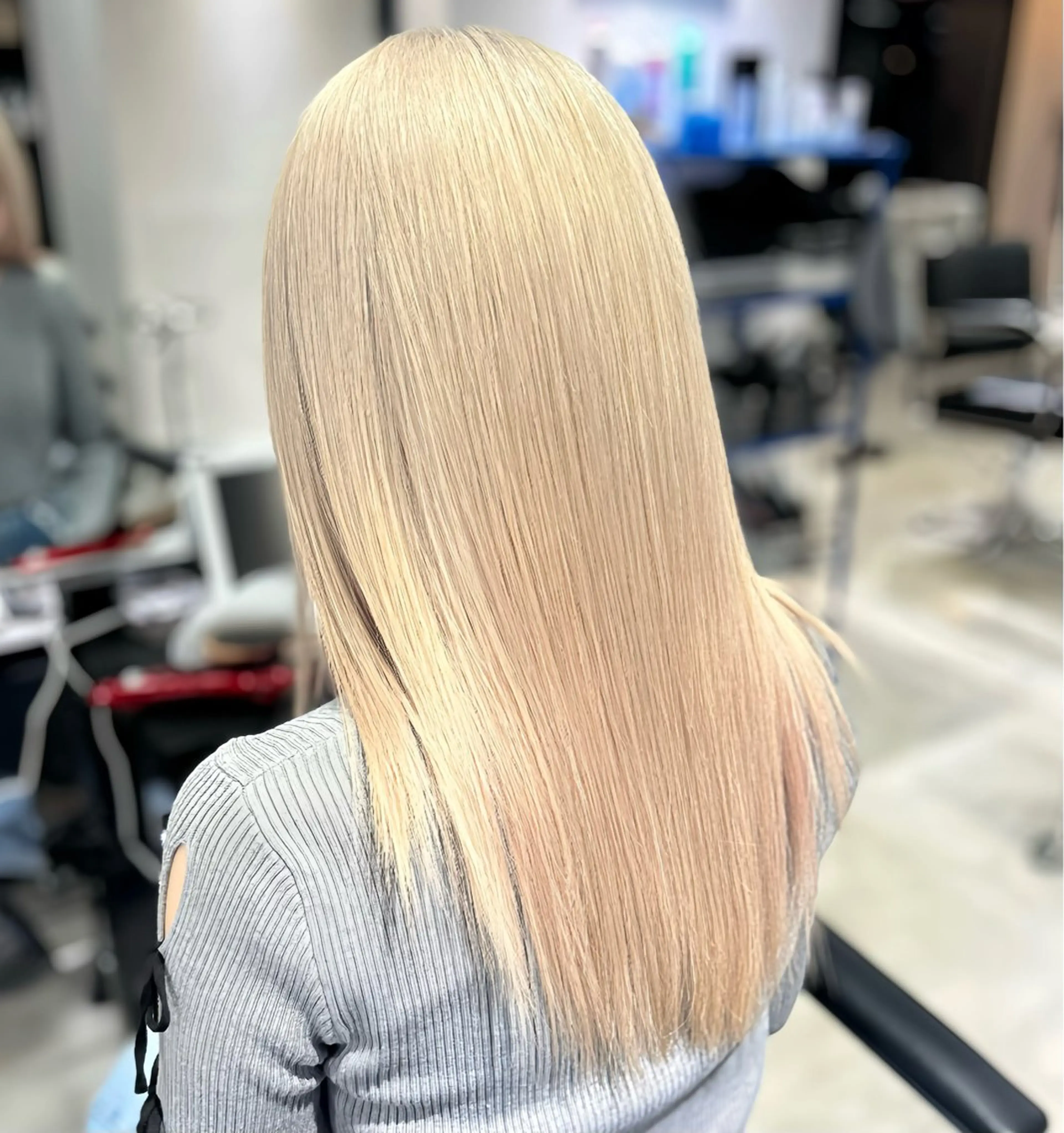 🌟 【 ハイトーン❕ 】 🌟 ブリーチありダブルカラー 〈 リタッチ ⭕️ 〉の写真