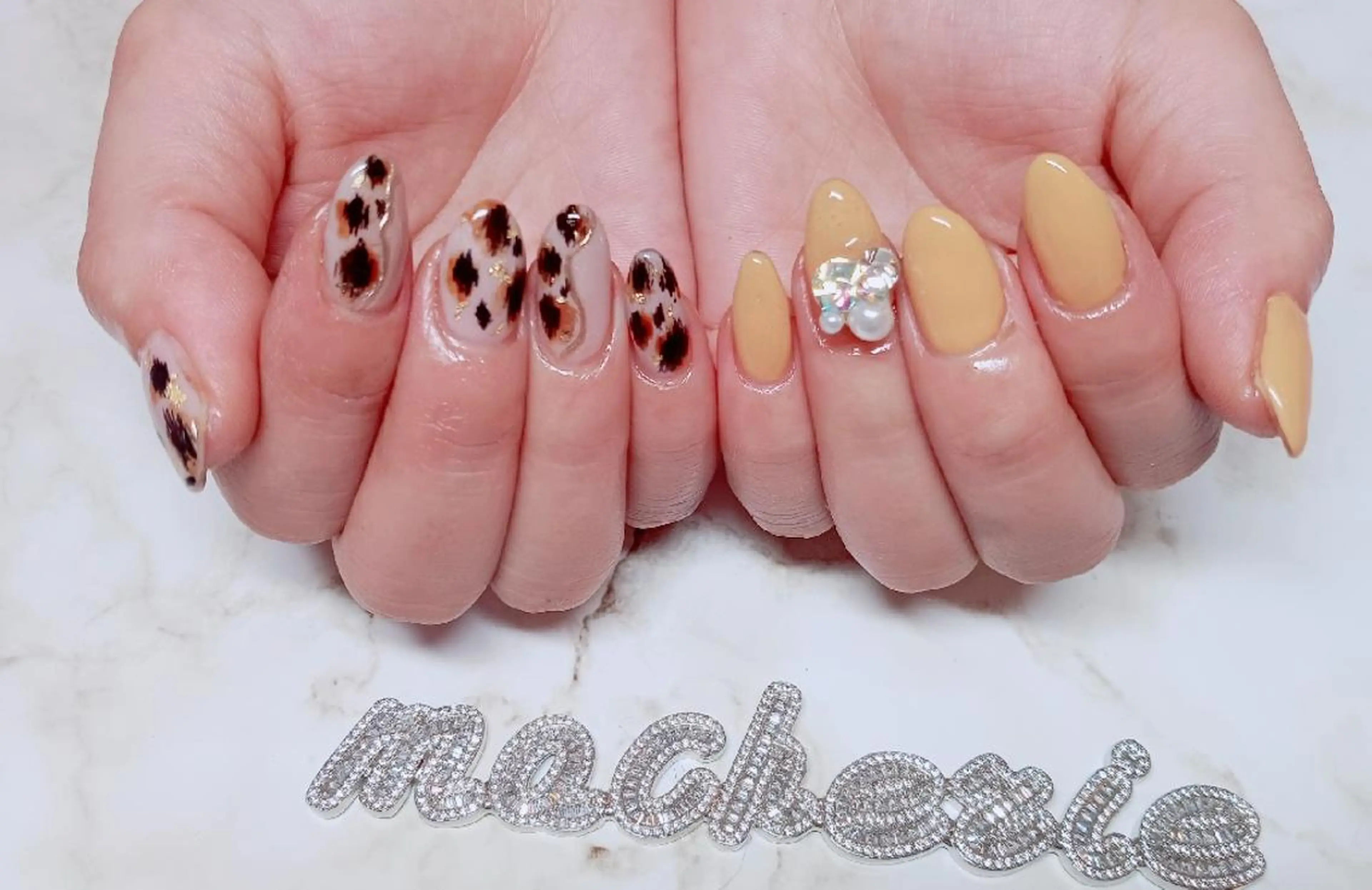 ネイル オレンジ ハンドネイル Nail Salon macherieのネイルデザイン