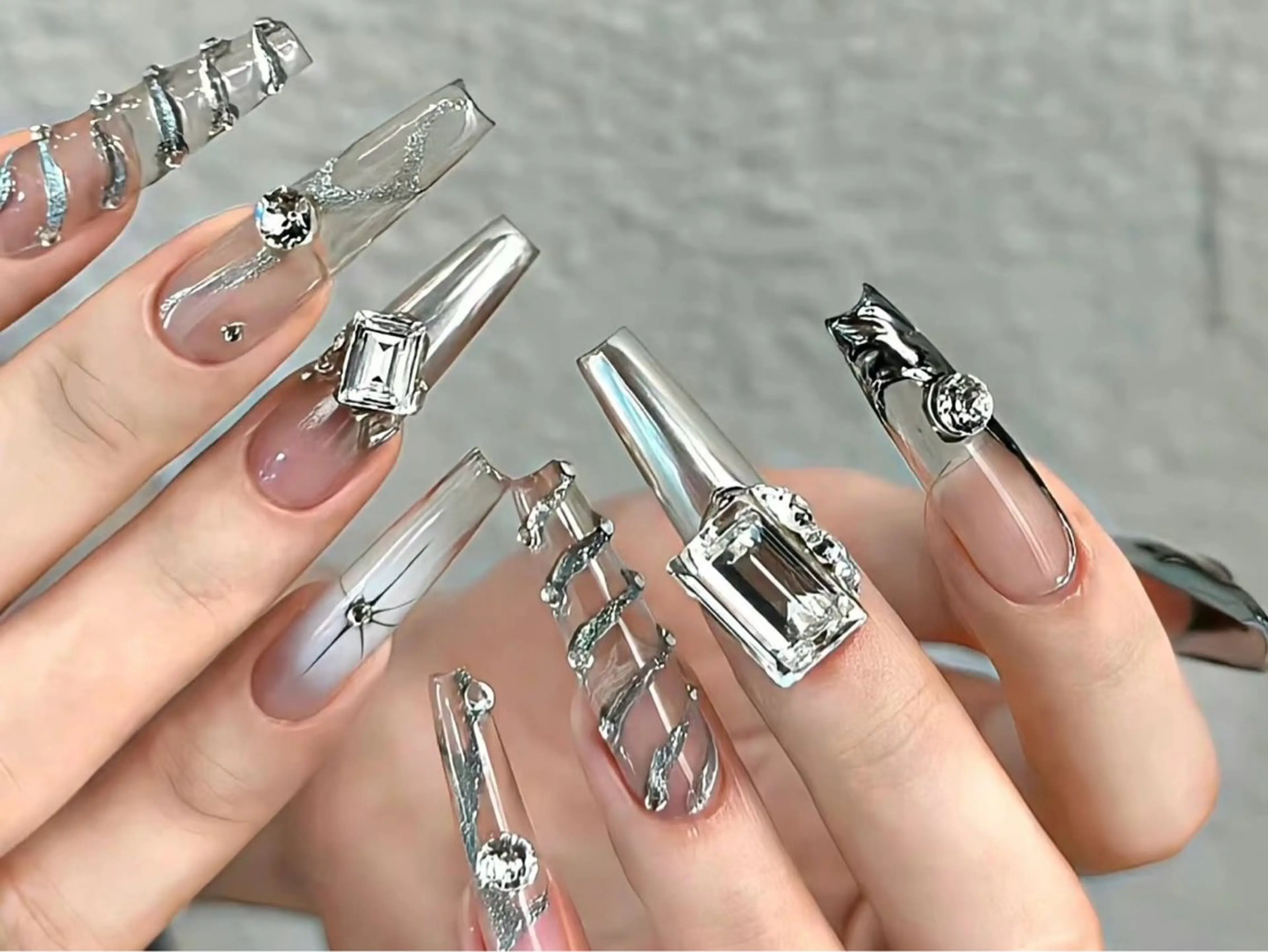 ネイル アートネイル チークネイル 長さ出し フットネイル ジェルネイル ハンドネイル ハンドケア ラッキーネイルサロン 西川口東口店のネイルデザイン