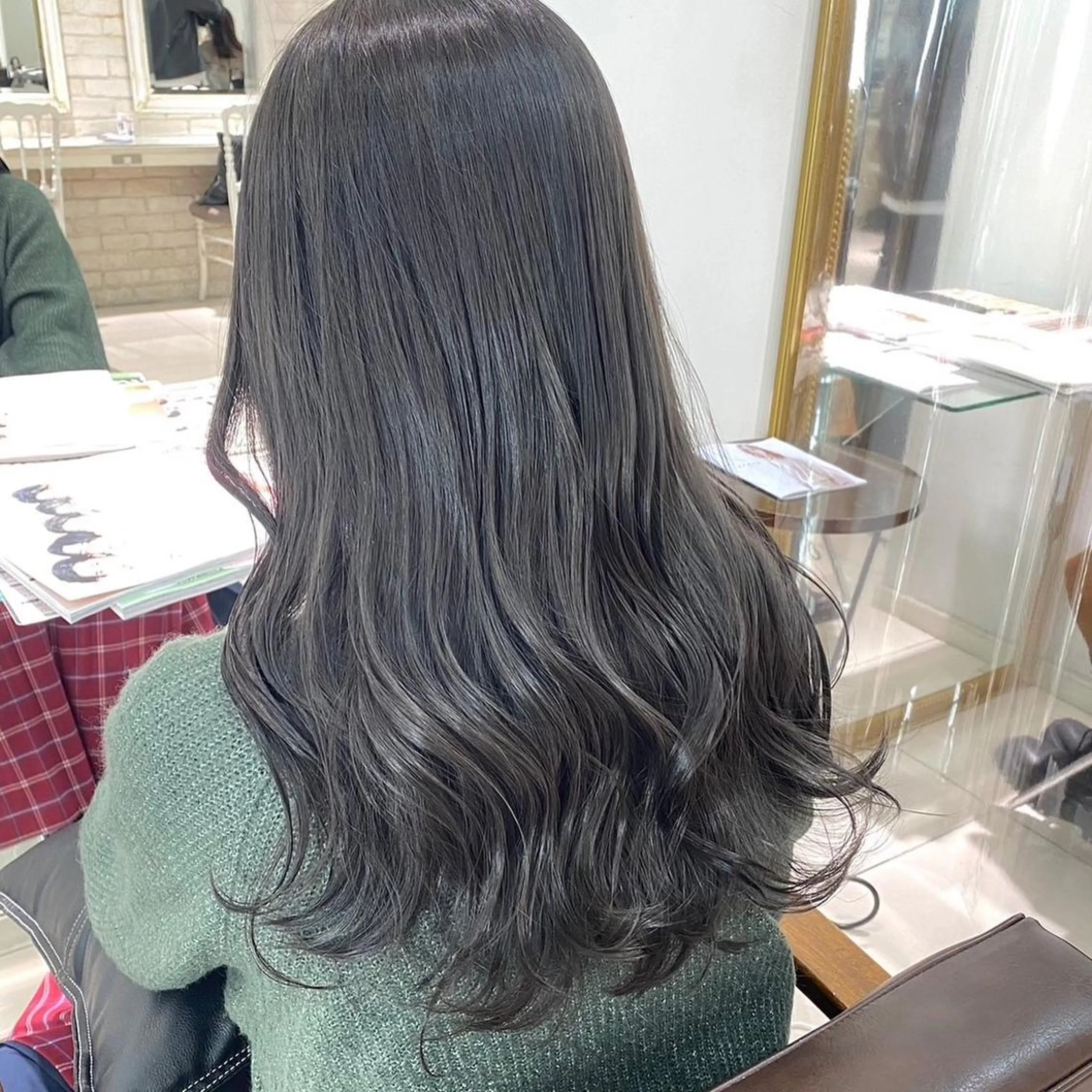 ロング カラー 透明感カラー 古山 結季🌙🖤のヘアスタイル