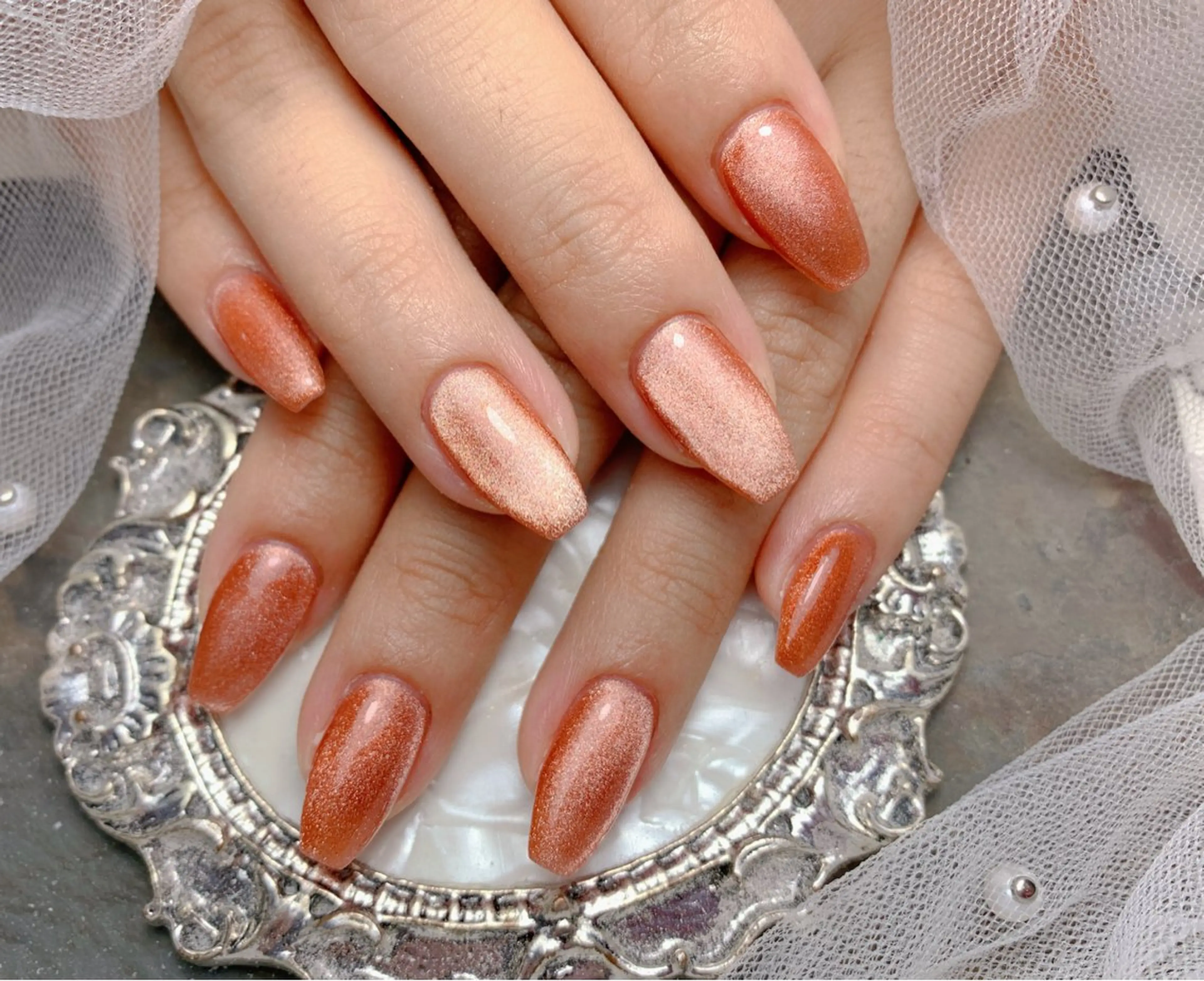 ネイル ハンドネイル マジックミラー所属・マジック ミラーのネイルデザイン