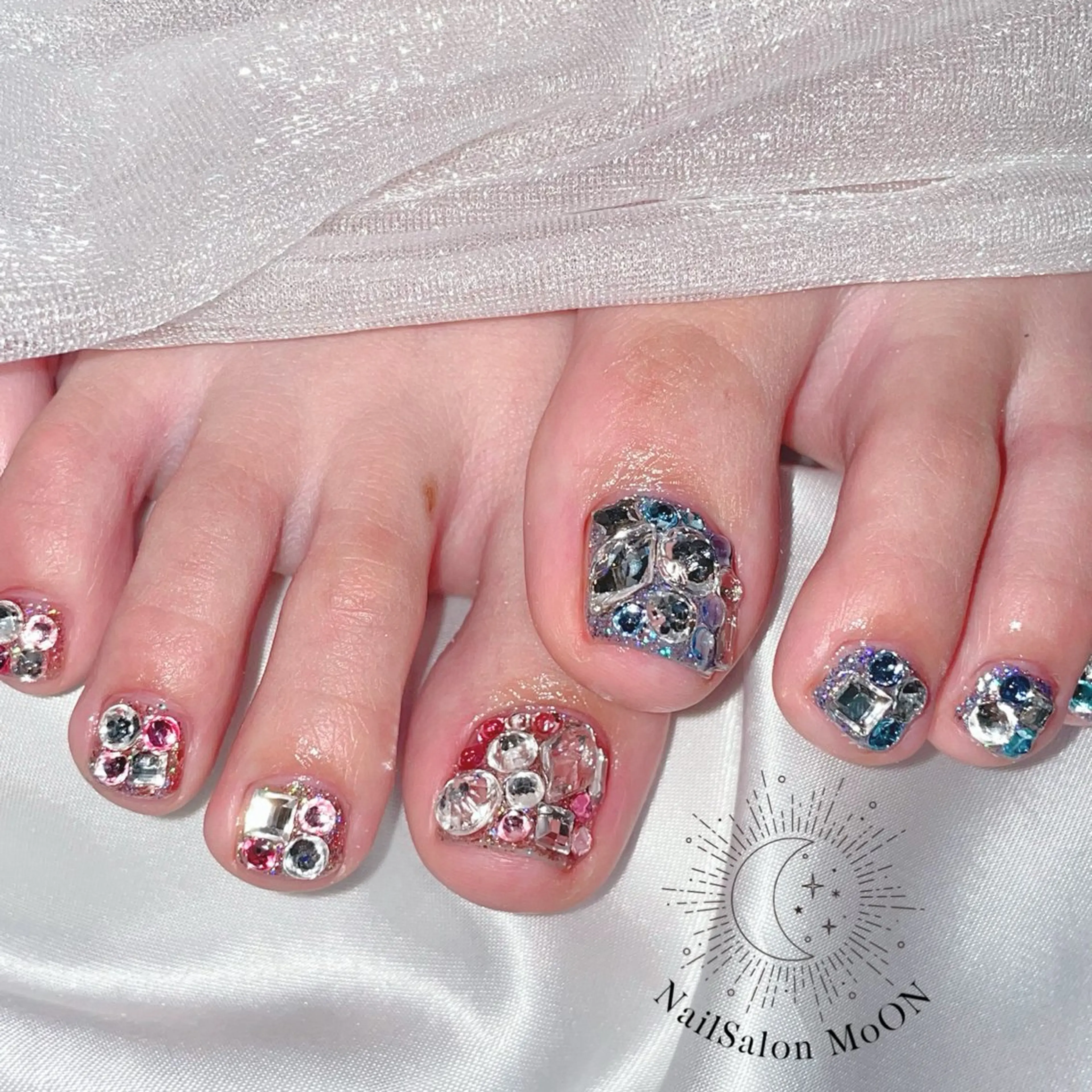 ネイル フットネイル MoON...❤︎ MeGuのネイルデザイン