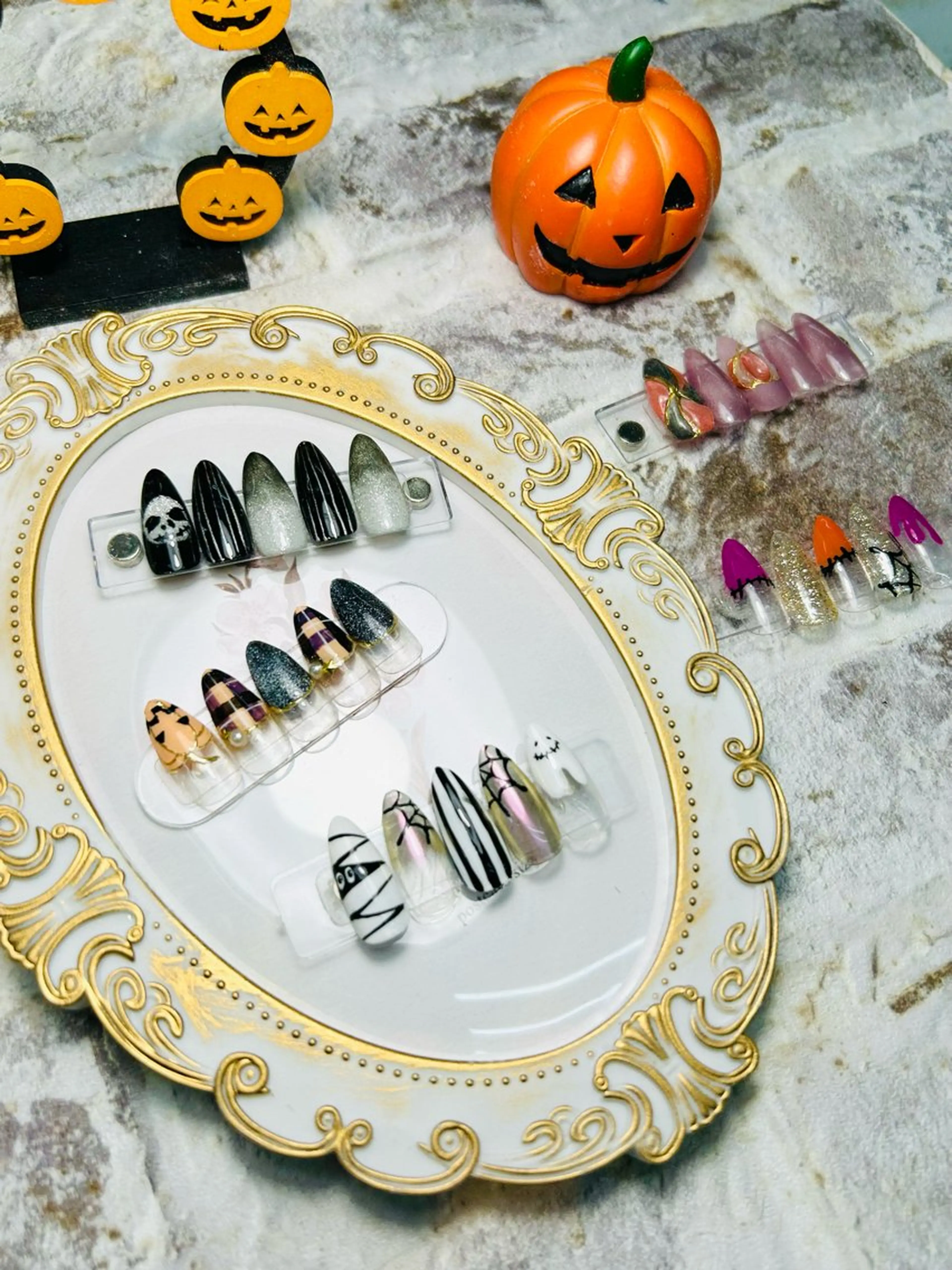 ネイル ハロウィン ネイルサロンmuumii所属・東十条muumii ネイルまつ毛のネイルデザイン