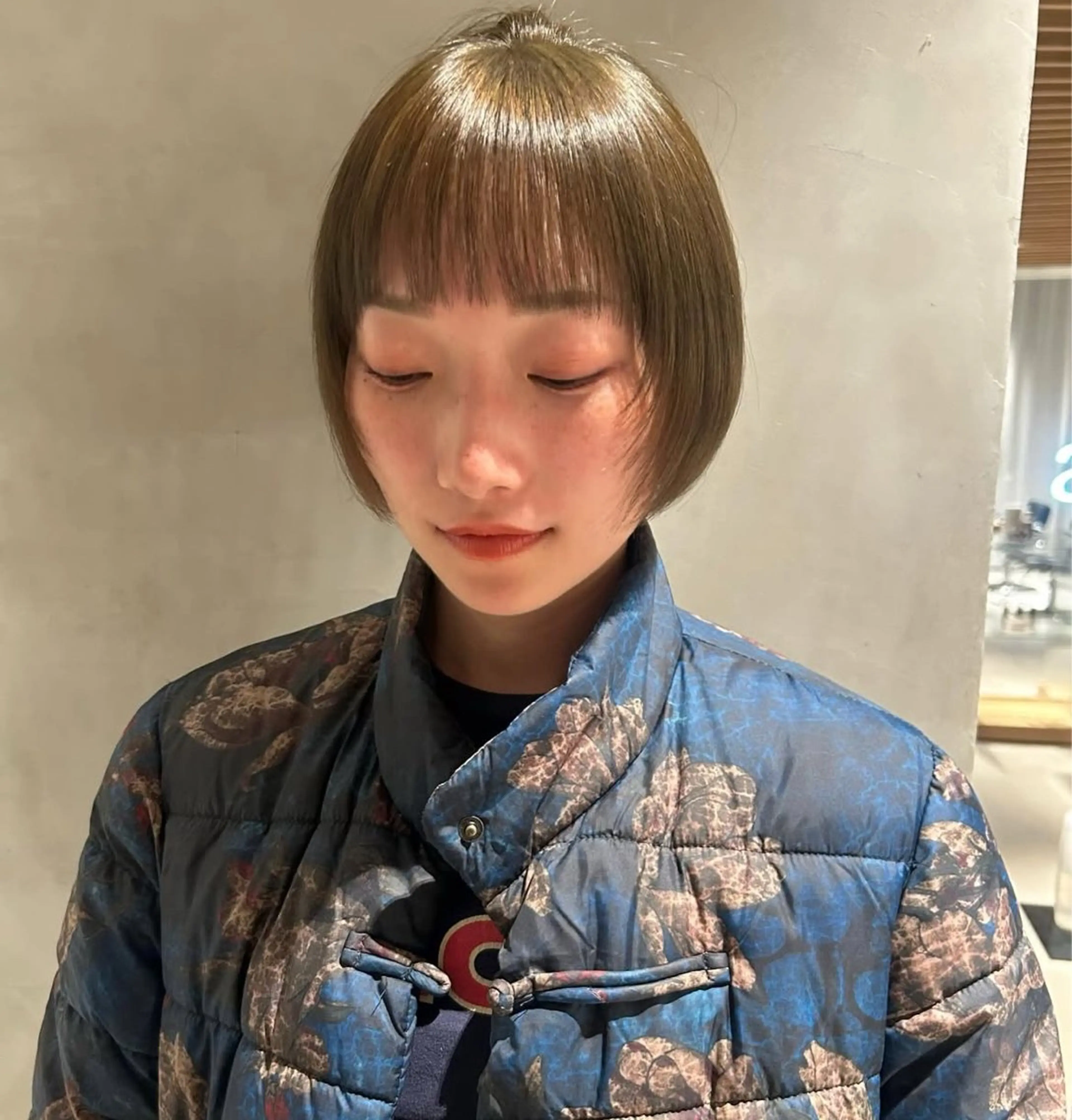 ミディアム ヘアカラー 中村 果乃のヘアスタイル