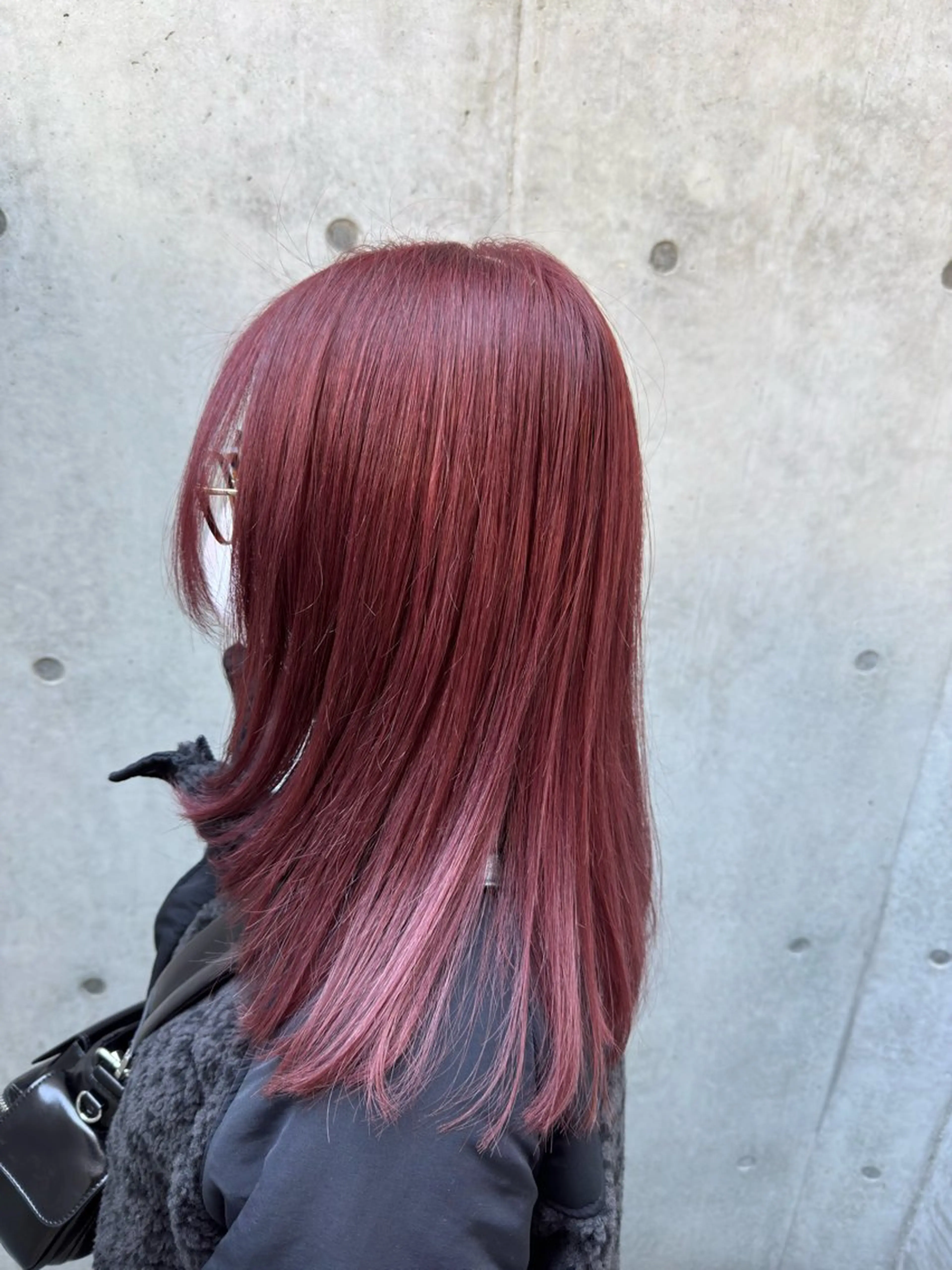 ミディアム カラー レッドカラー 🍇おぐら めぐみ🍇のヘアスタイル