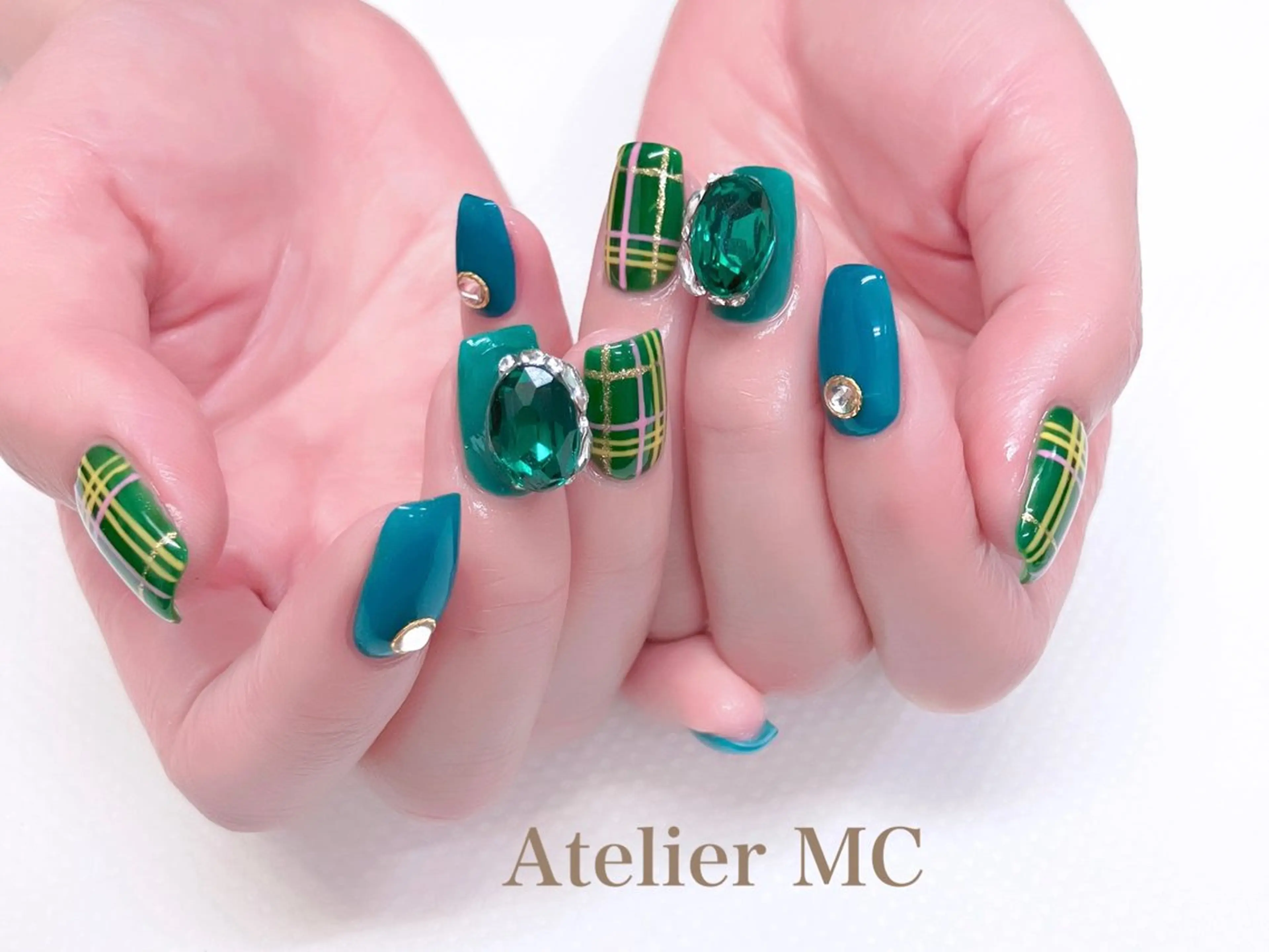 ネイル ハンドネイル アトリエ エムシー 【新富町・東銀座】のネイルデザイン