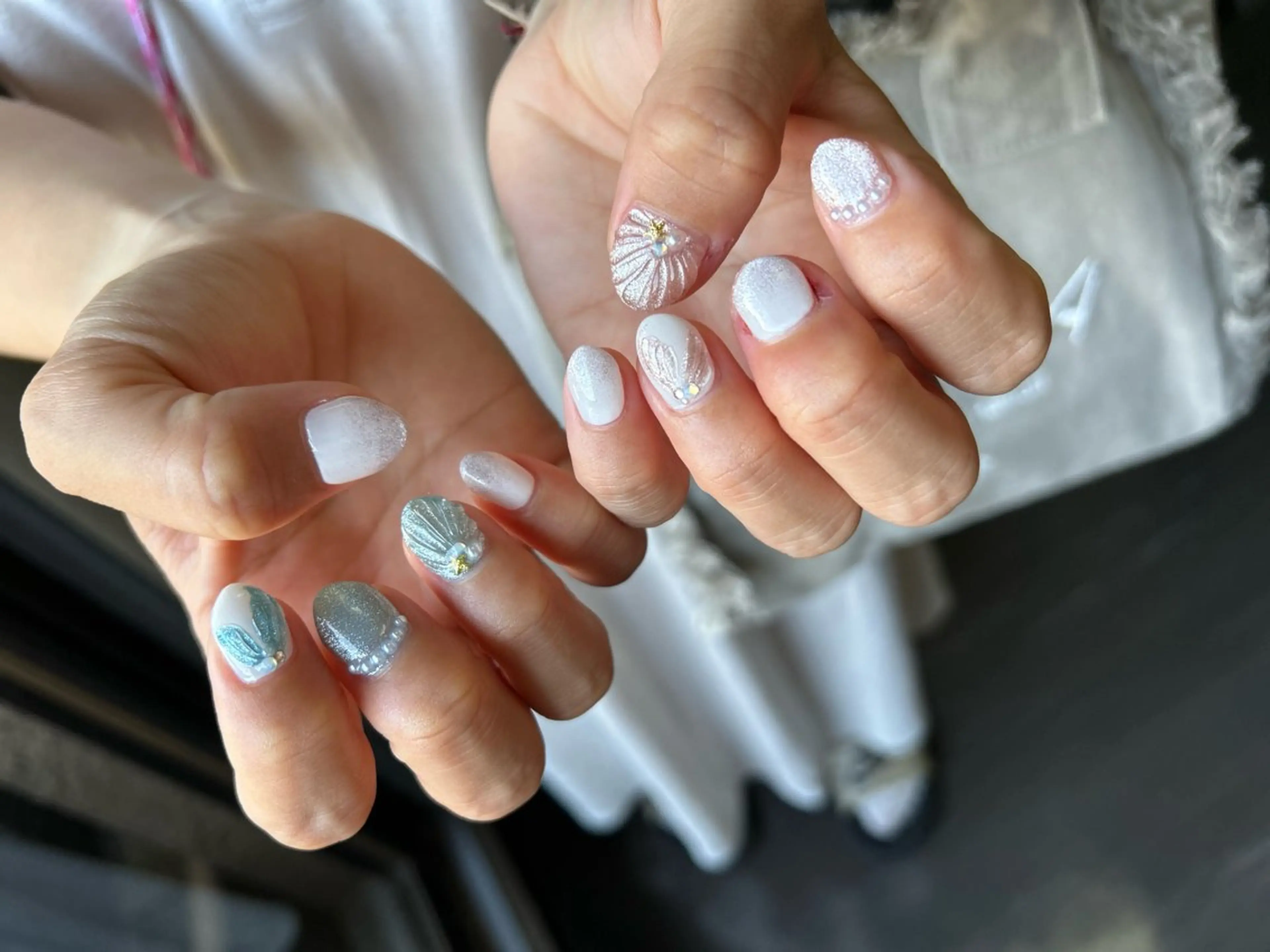 ネイル ハンドネイル フットネイル ✴︎ Delightのネイルデザイン