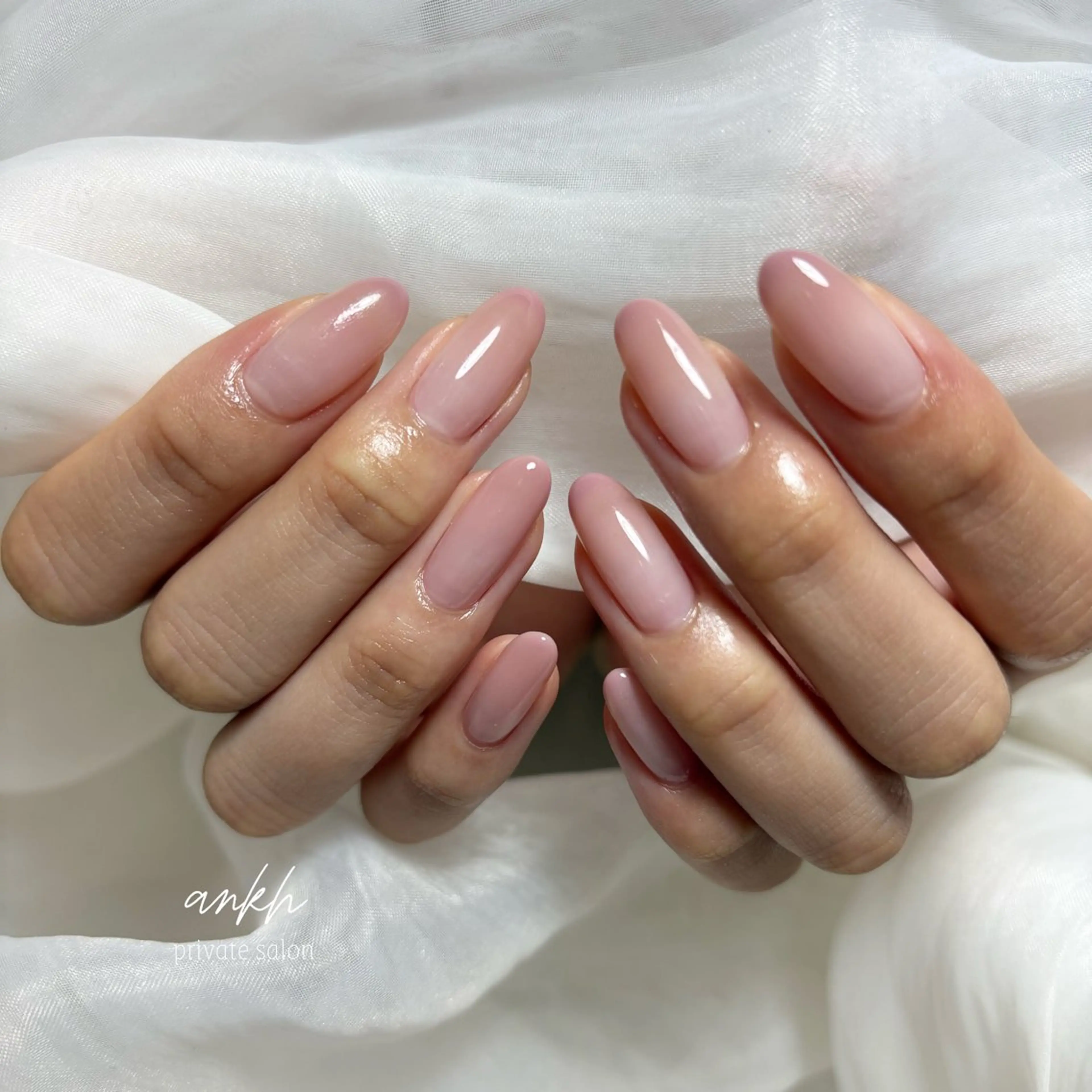 ネイル グラデーション オフィスネイル ピンク ankh. Minaのネイルデザイン
