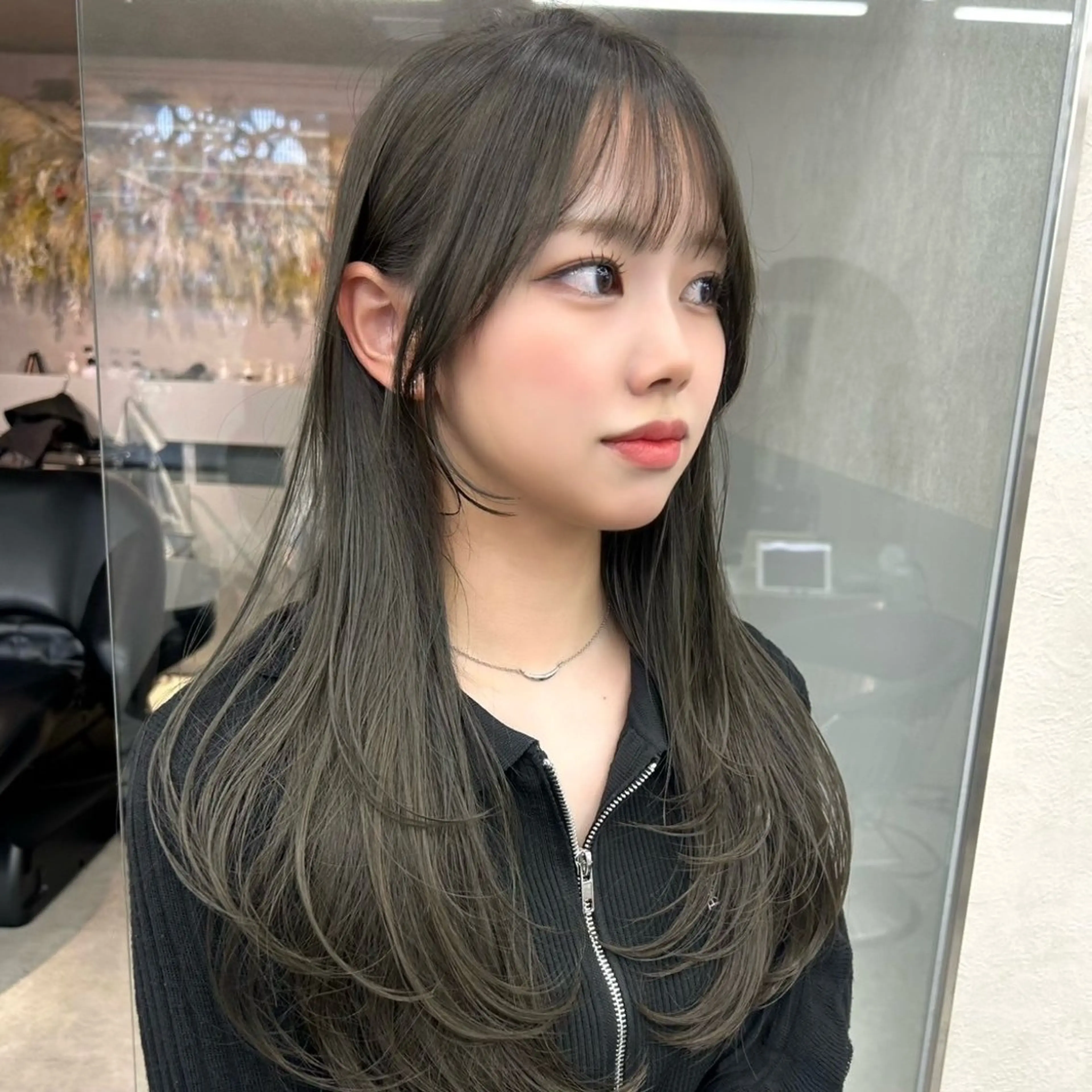 セミロング カラー 透明感カラー/ りおのヘアスタイル